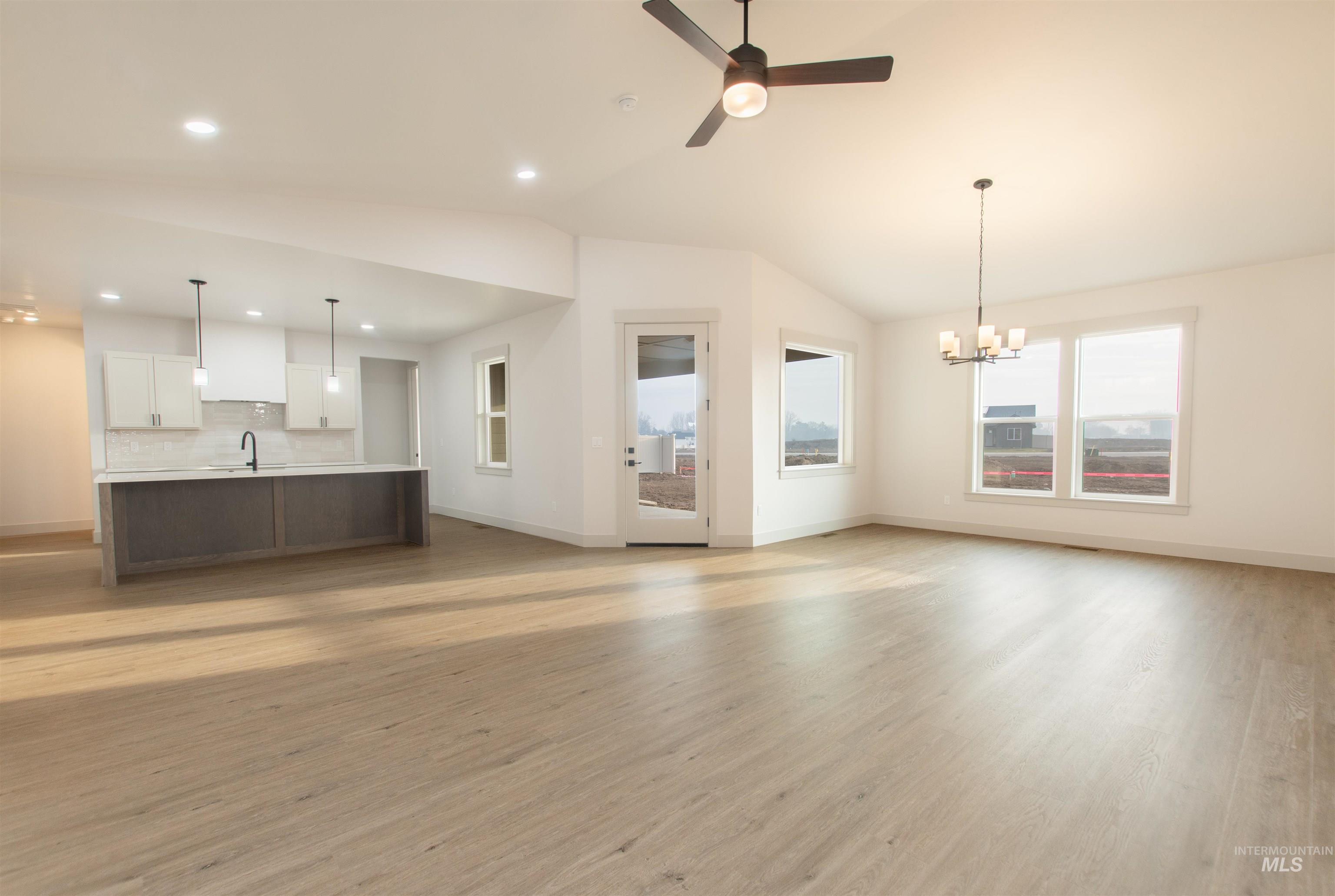 607 Grand Harvest Avenue, New Plymouth, Idaho 83655, 4 Bedrooms, 2.5 Bathrooms, Residential For Sale, Price $474,000,MLS 98982404