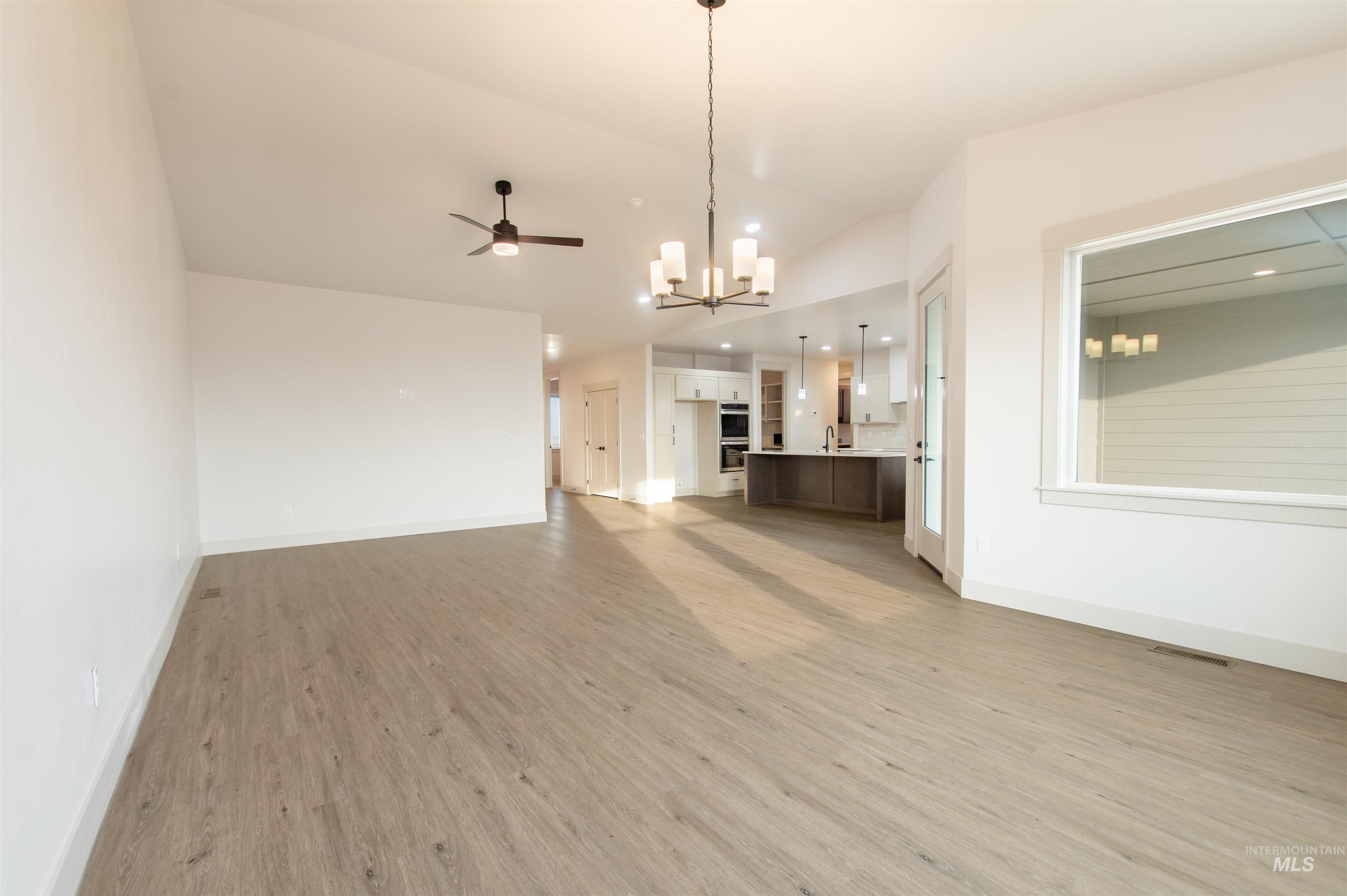 607 Grand Harvest Avenue, New Plymouth, Idaho 83655, 4 Bedrooms, 2.5 Bathrooms, Residential For Sale, Price $474,000,MLS 98982404