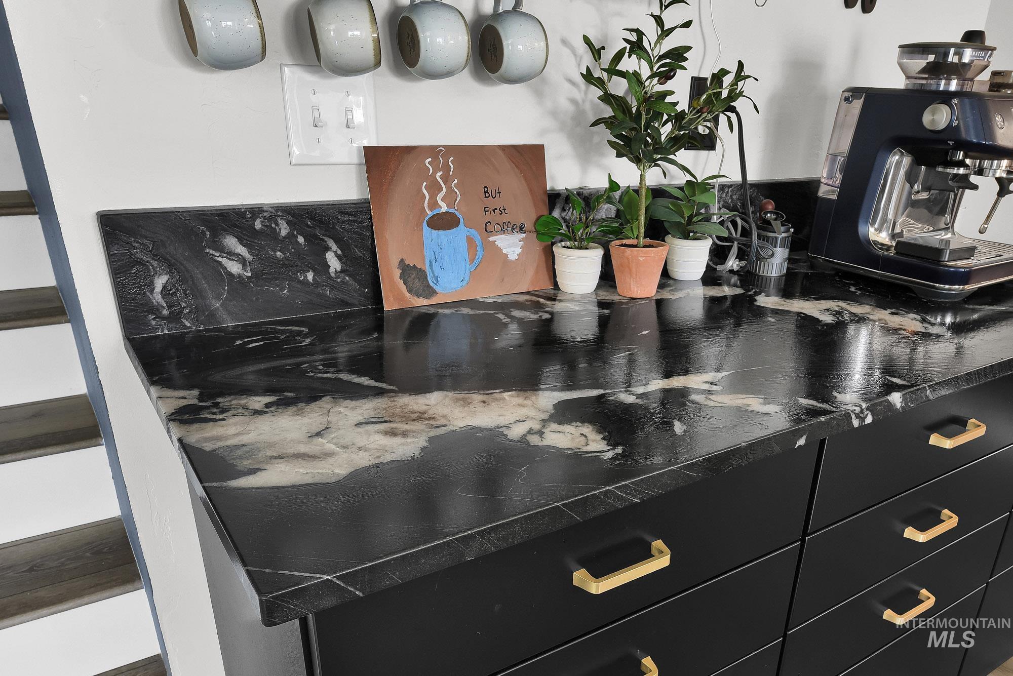 13588 S Woodwind Ave, Nampa, Idaho 83651, 5 Bedrooms, 2.5 Bathrooms, Residential For Sale, Price $525,000,MLS 98982405