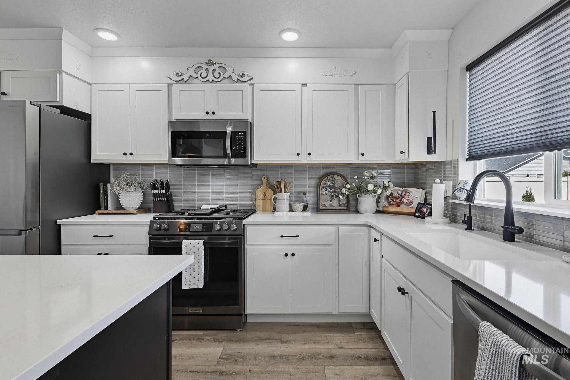 13588 S Woodwind Ave, Nampa, Idaho 83651, 5 Bedrooms, 2.5 Bathrooms, Residential For Sale, Price $525,000,MLS 98982405