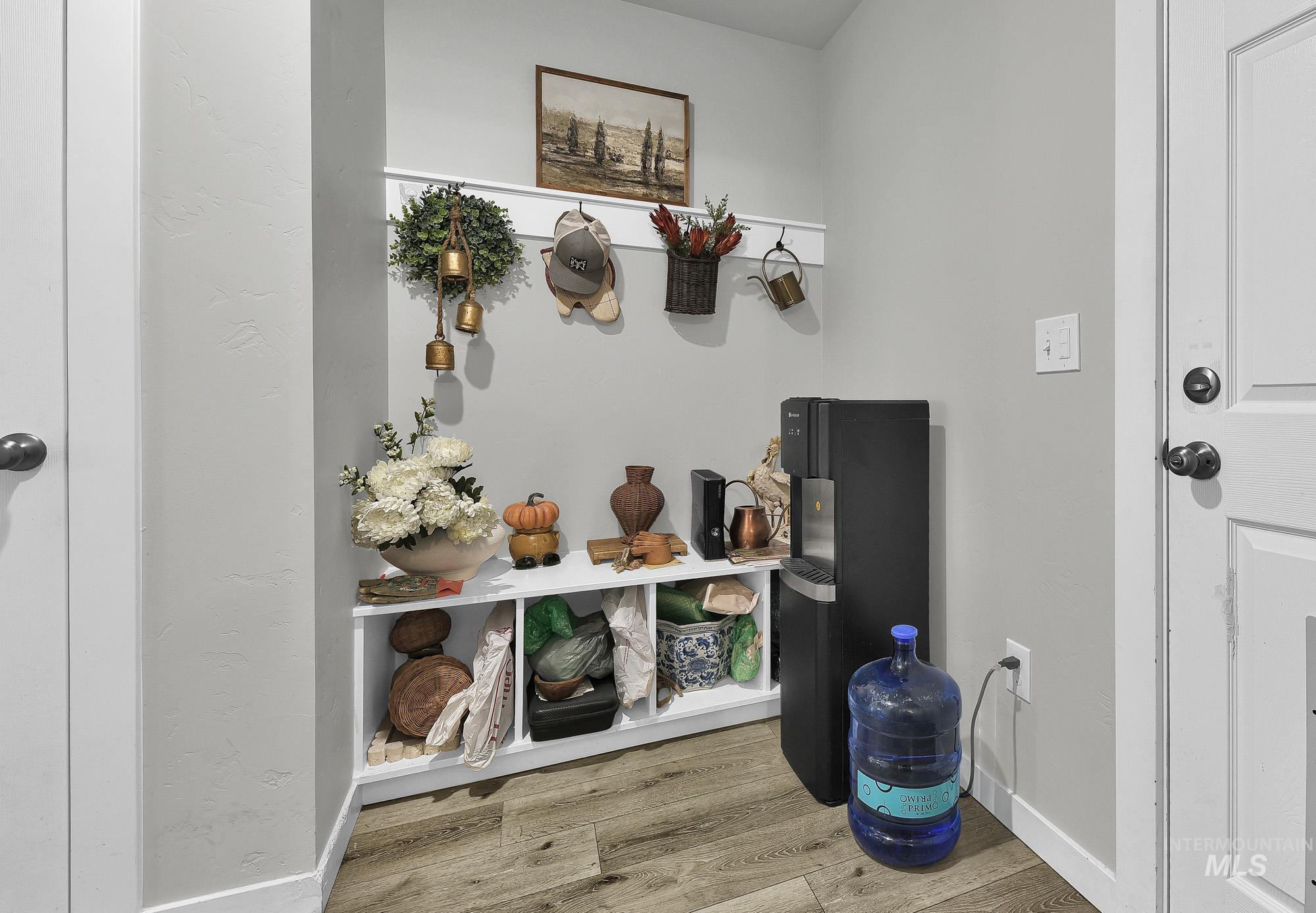 13588 S Woodwind Ave, Nampa, Idaho 83651, 5 Bedrooms, 2.5 Bathrooms, Residential For Sale, Price $525,000,MLS 98982405