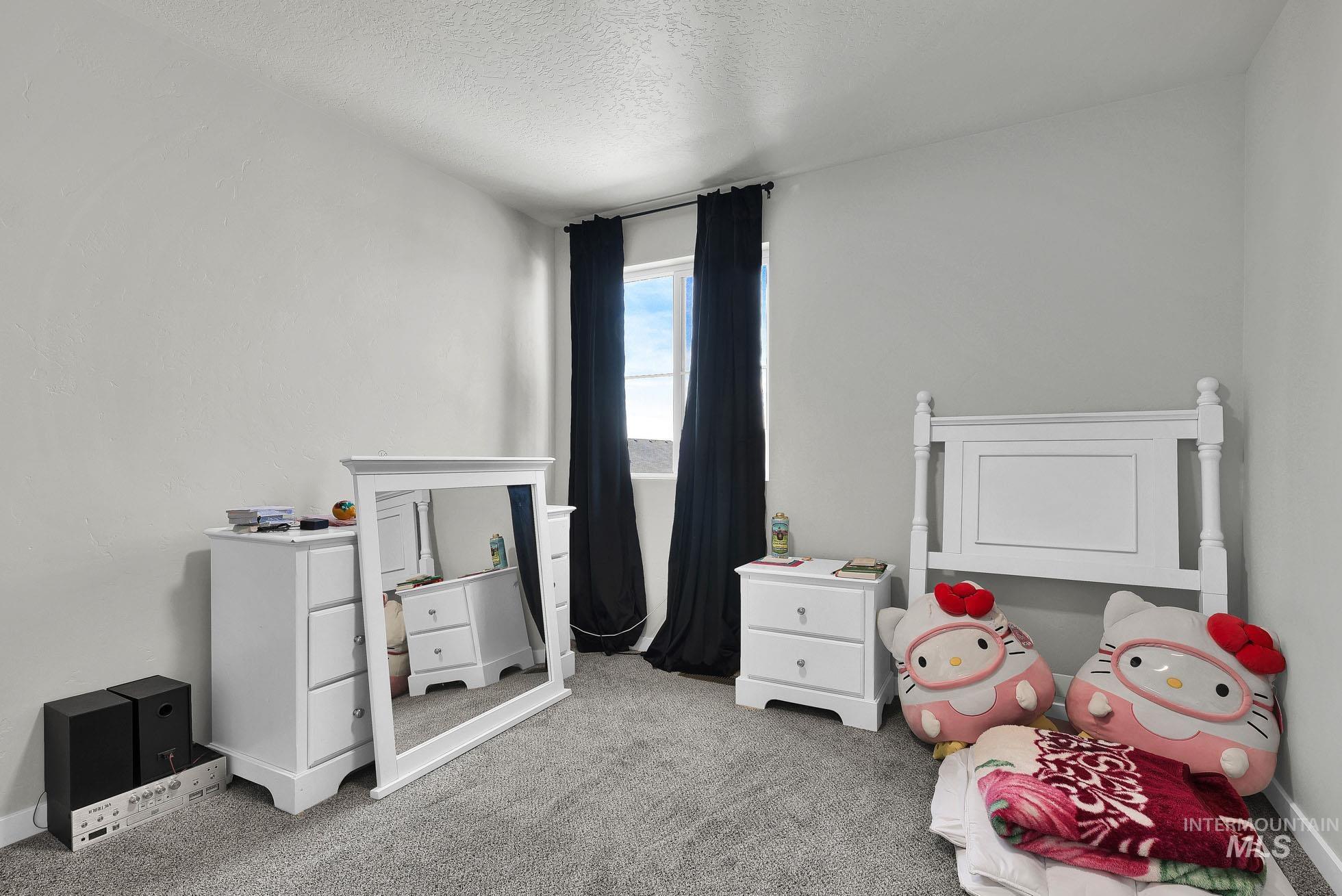 13588 S Woodwind Ave, Nampa, Idaho 83651, 5 Bedrooms, 2.5 Bathrooms, Residential For Sale, Price $525,000,MLS 98982405