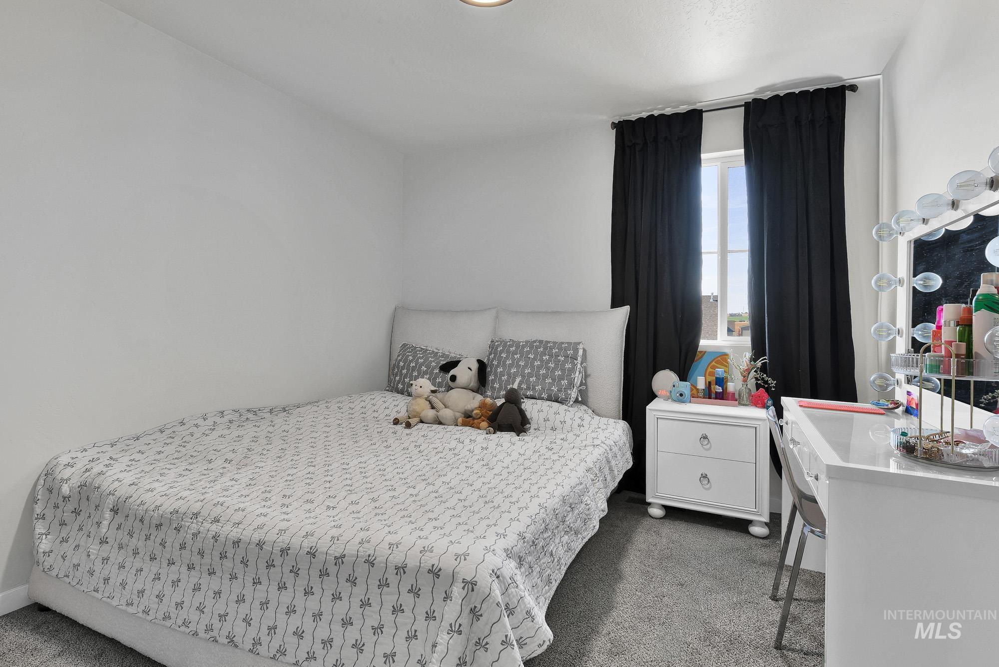 13588 S Woodwind Ave, Nampa, Idaho 83651, 5 Bedrooms, 2.5 Bathrooms, Residential For Sale, Price $525,000,MLS 98982405