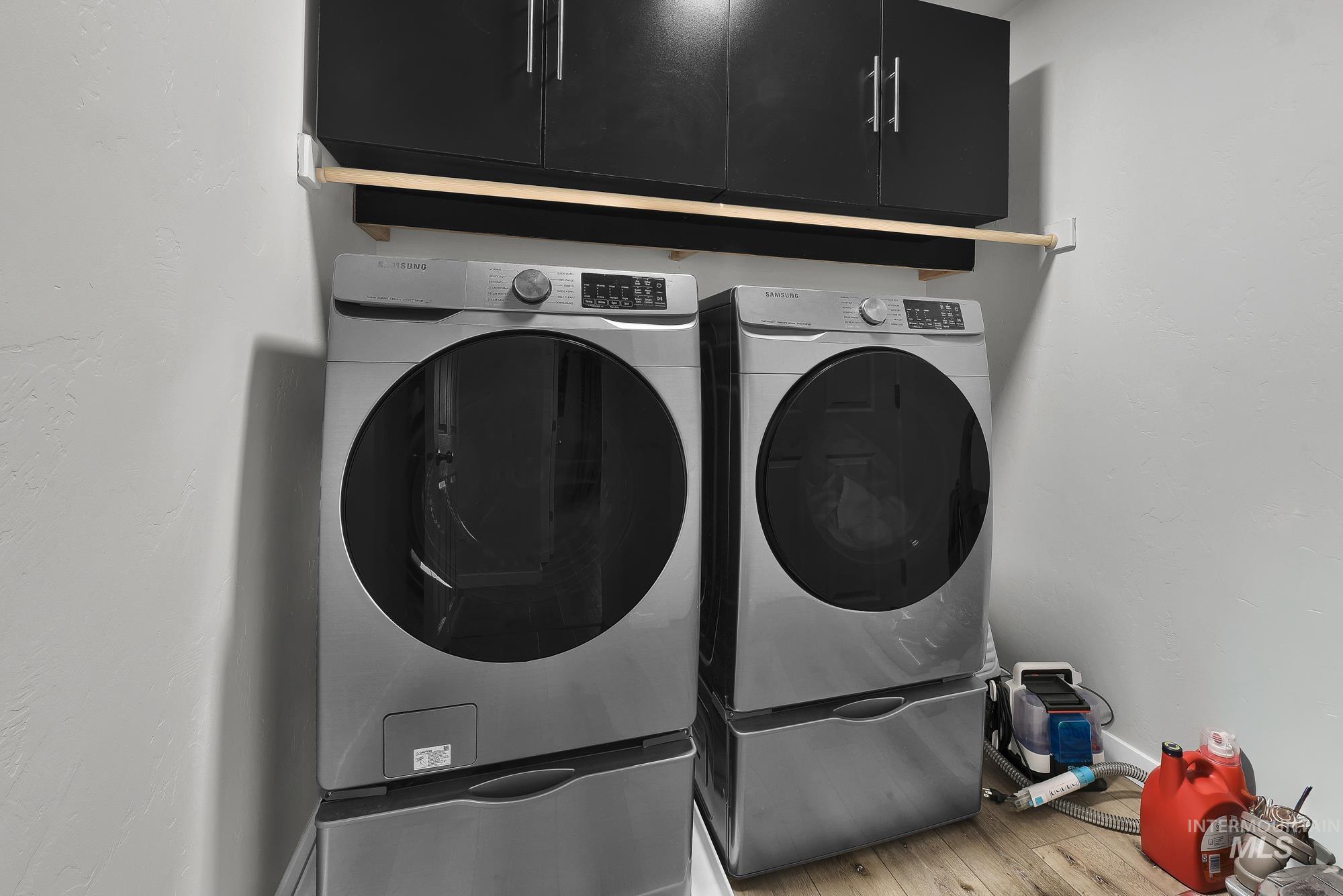 13588 S Woodwind Ave, Nampa, Idaho 83651, 5 Bedrooms, 2.5 Bathrooms, Residential For Sale, Price $525,000,MLS 98982405