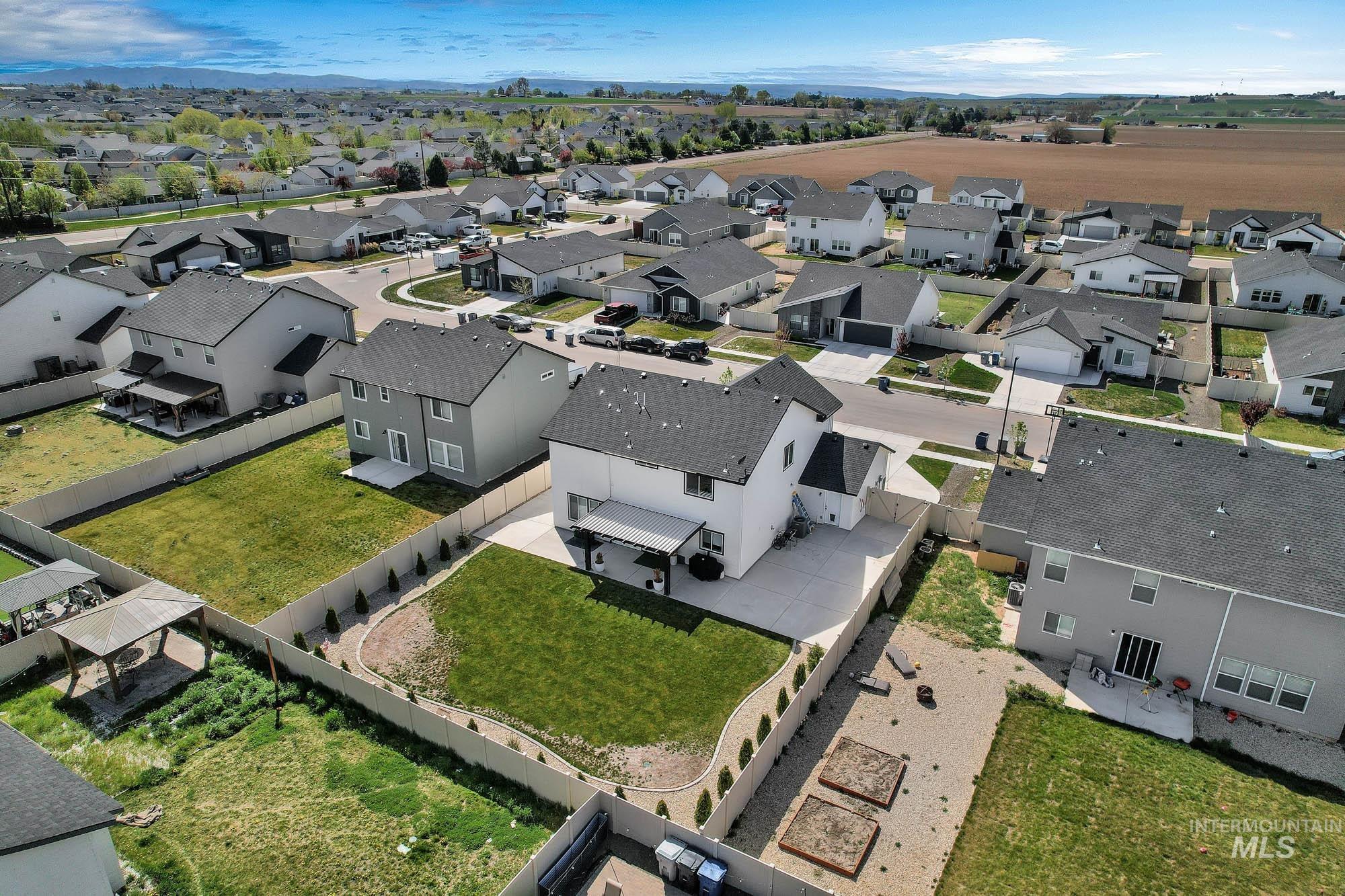 13588 S Woodwind Ave, Nampa, Idaho 83651, 5 Bedrooms, 2.5 Bathrooms, Residential For Sale, Price $525,000,MLS 98982405