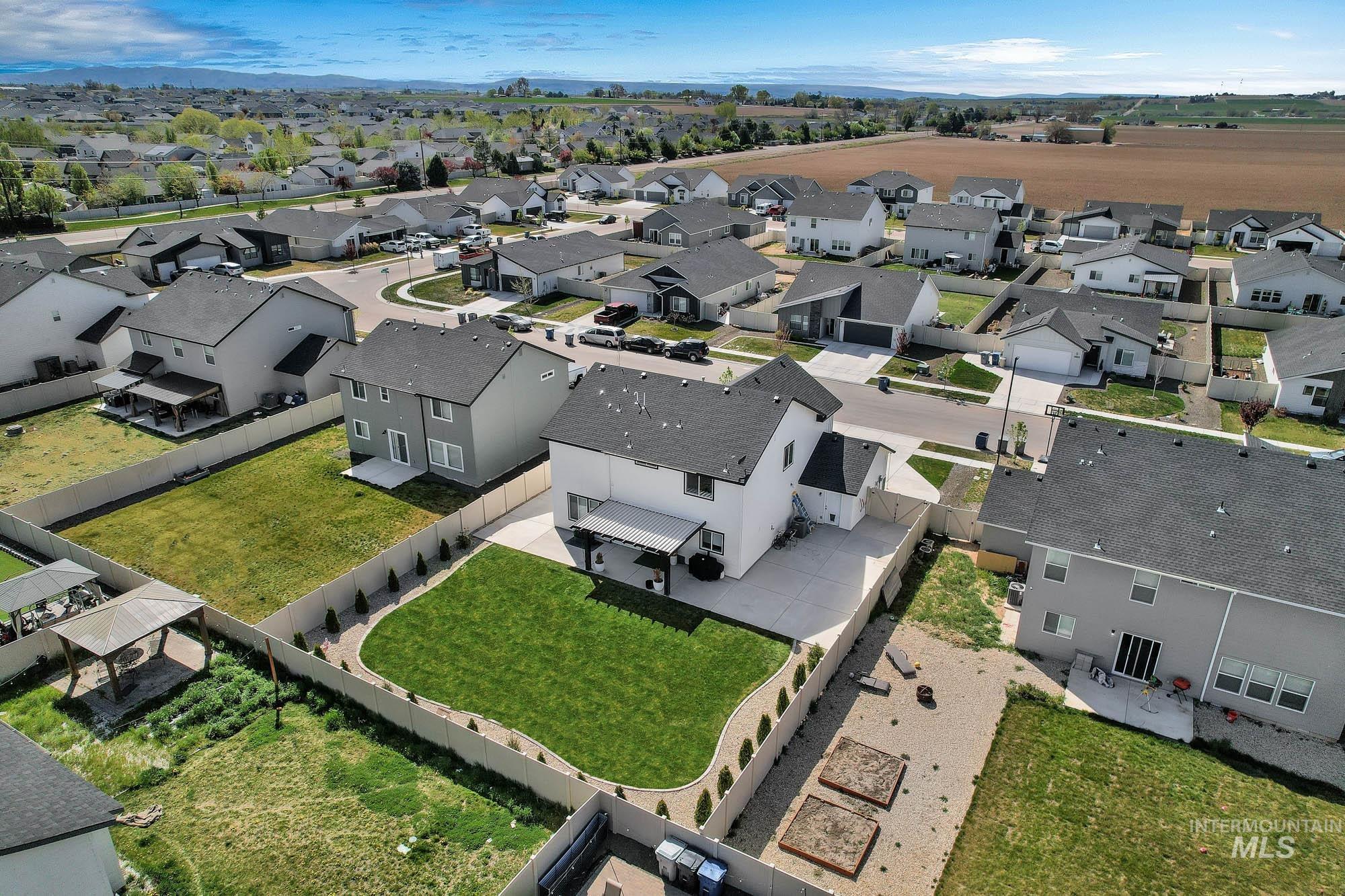 13588 S Woodwind Ave, Nampa, Idaho 83651, 5 Bedrooms, 2.5 Bathrooms, Residential For Sale, Price $525,000,MLS 98982405