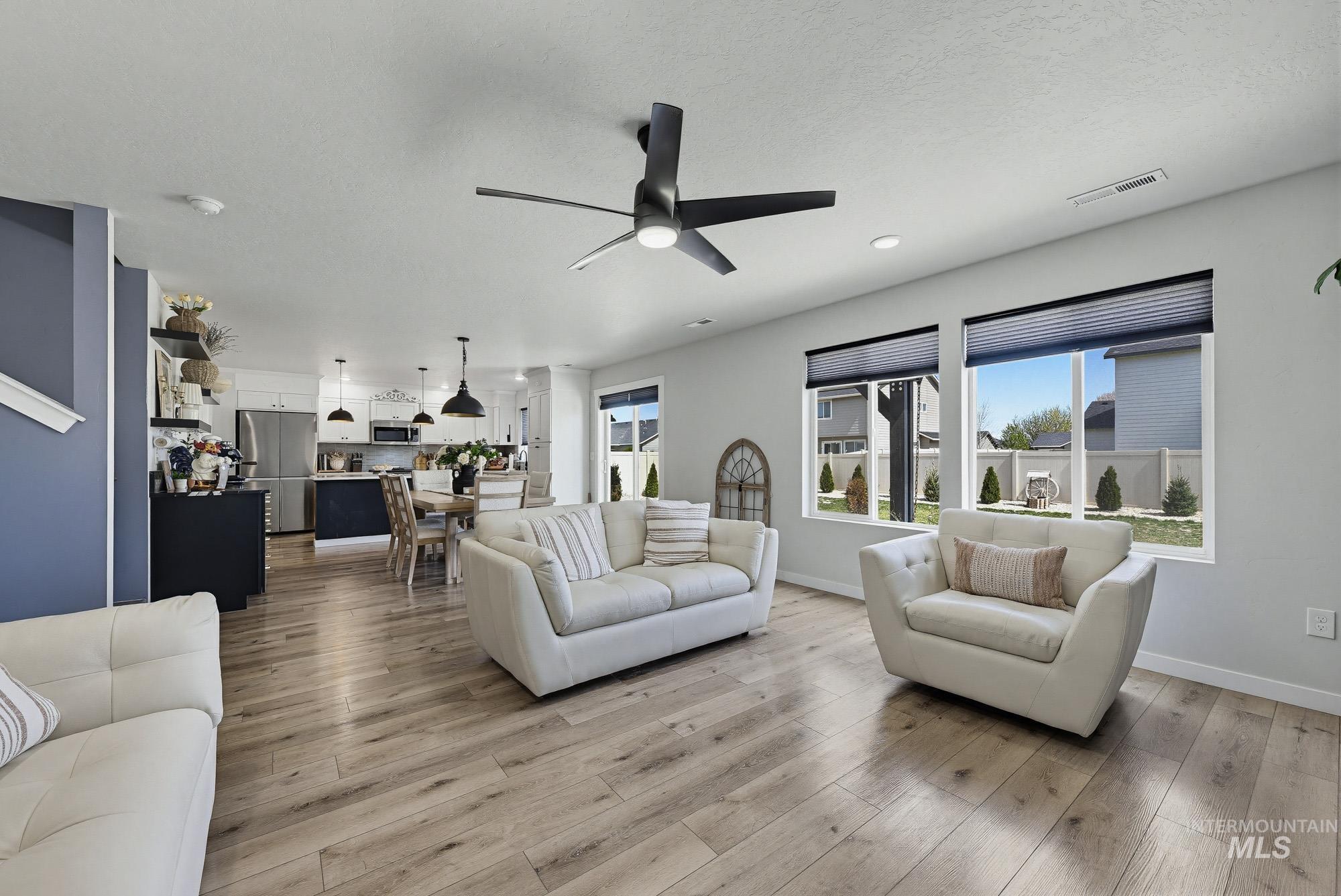 13588 S Woodwind Ave, Nampa, Idaho 83651, 5 Bedrooms, 2.5 Bathrooms, Residential For Sale, Price $525,000,MLS 98982405