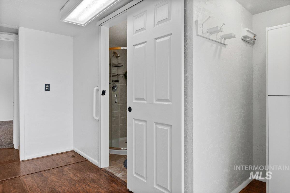 1420 Maple Avenue, Twin Falls, Idaho 83301, 3 Bedrooms, 2 Bathrooms, Residential For Sale, Price $329,900, 98982408