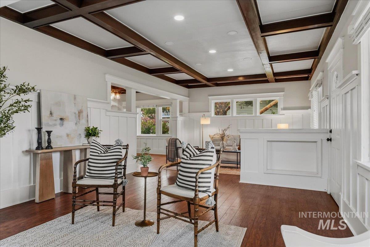 1420 Maple Avenue, Twin Falls, Idaho 83301, 3 Bedrooms, 2 Bathrooms, Residential For Sale, Price $329,900, 98982408