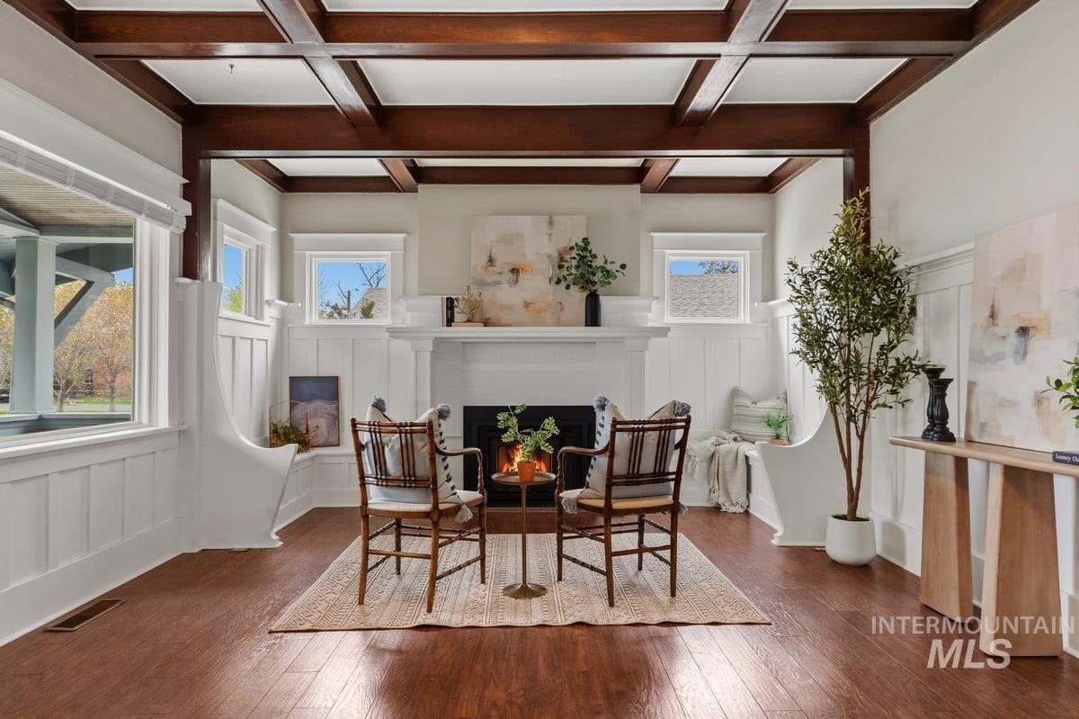 1420 Maple Avenue, Twin Falls, Idaho 83301, 3 Bedrooms, 2 Bathrooms, Residential For Sale, Price $329,900, 98982408