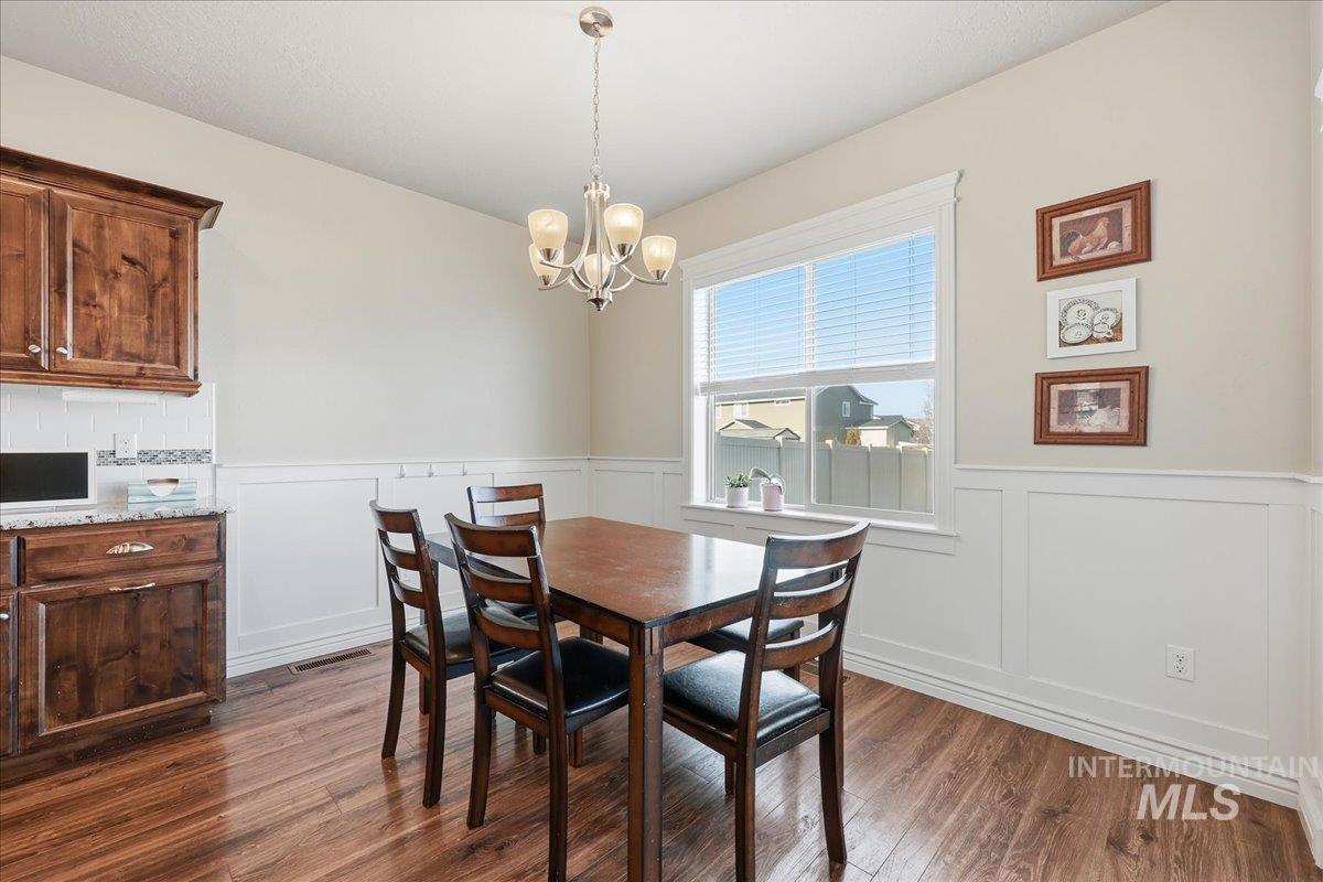 9508 W Ringle Creek St, Star, Idaho 83669, 4 Bedrooms, 3 Bathrooms, Residential For Sale, Price $709,900,MLS 98982411
