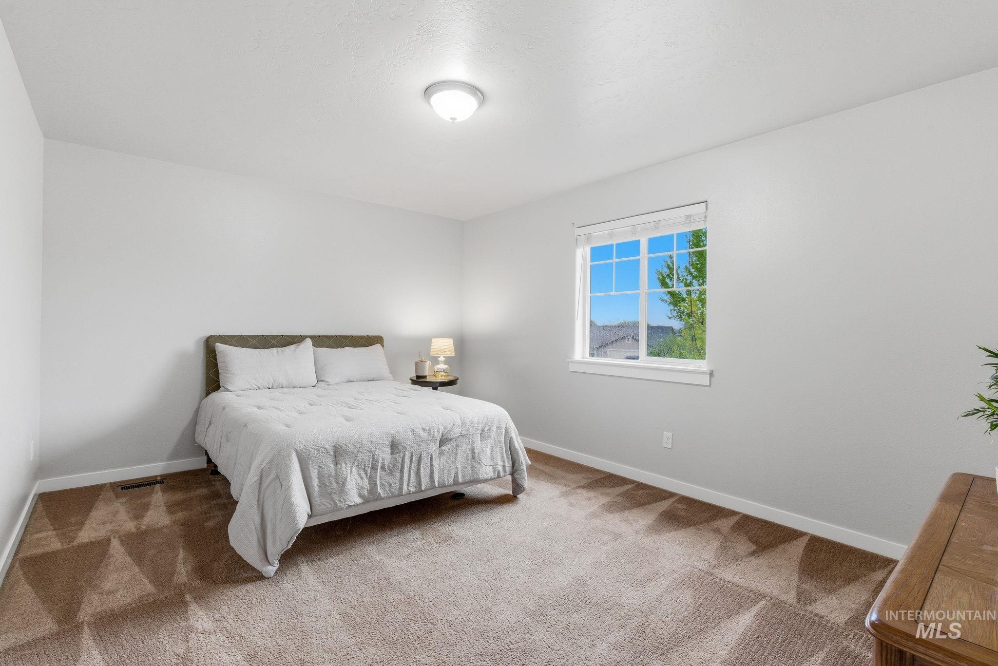 7919 E Toussand Dr., Nampa, Idaho 83687, 5 Bedrooms, 2.5 Bathrooms, Residential For Sale, Price $485,000,MLS 98982413