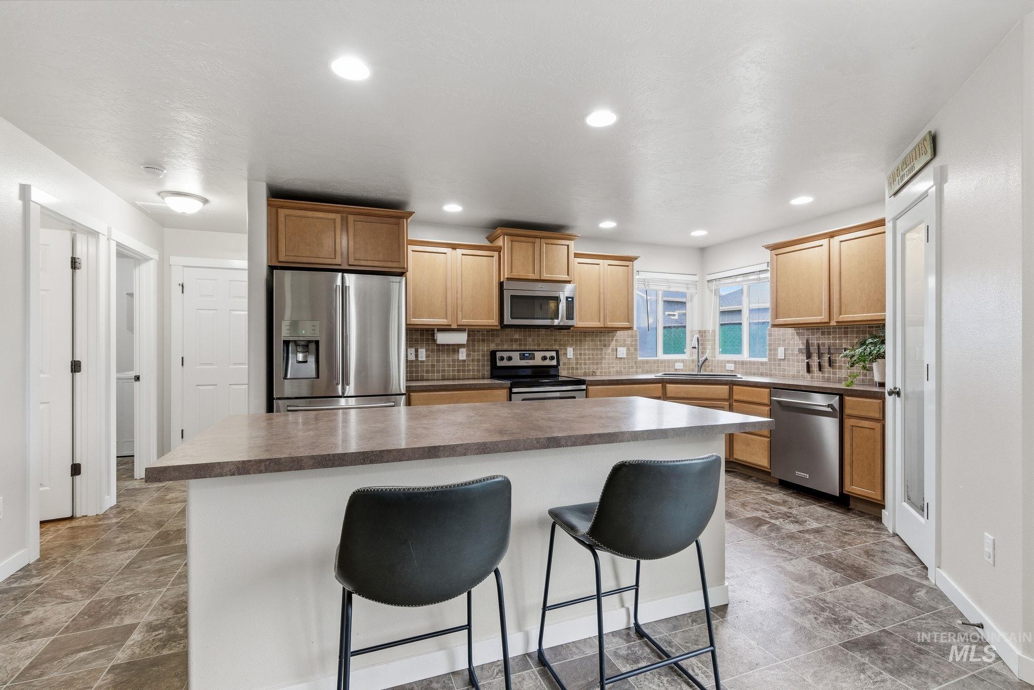 7919 E Toussand Dr., Nampa, Idaho 83687, 5 Bedrooms, 2.5 Bathrooms, Residential For Sale, Price $485,000,MLS 98982413