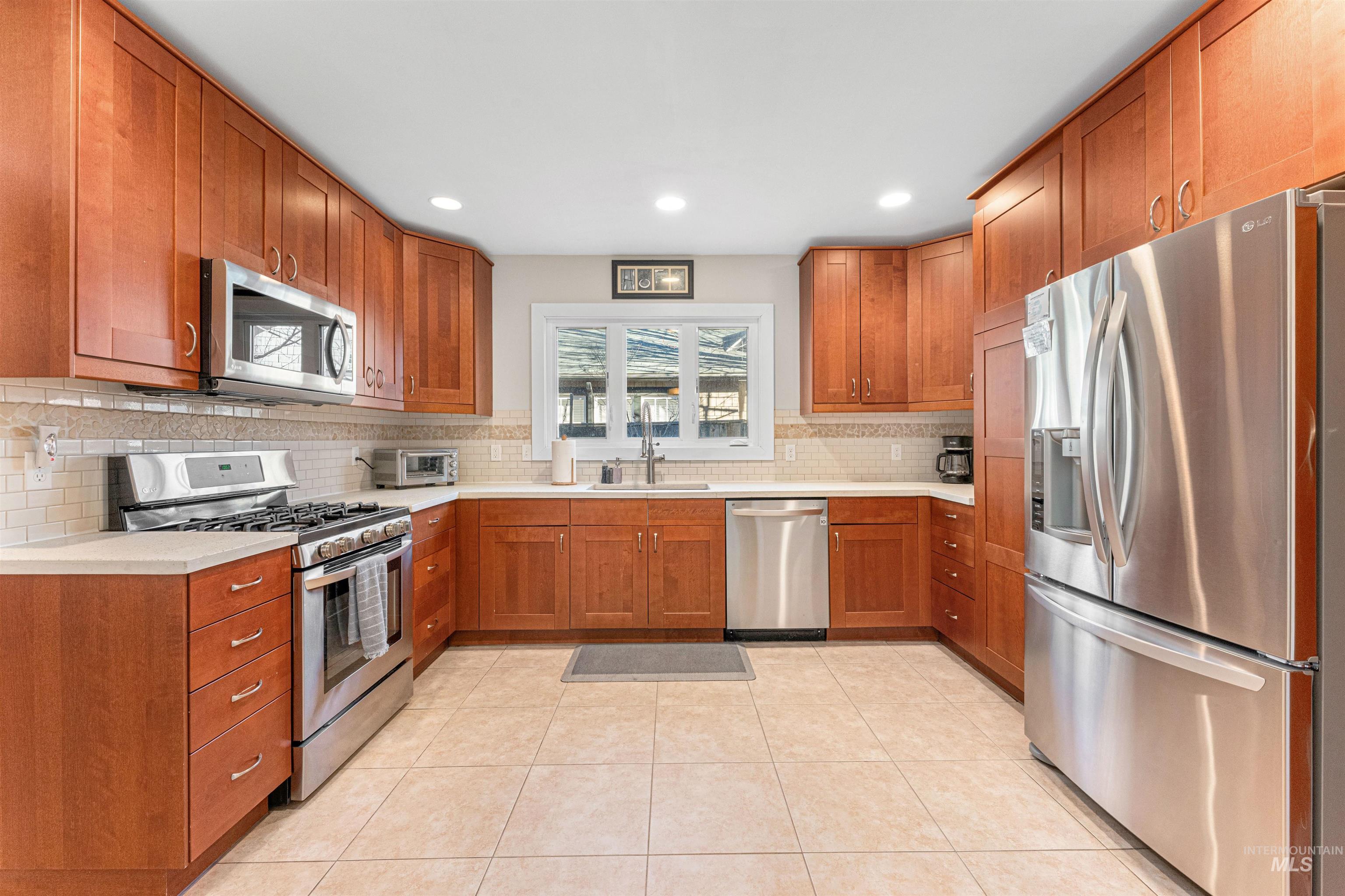 1605 N 11th St, Boise, Idaho 83702, 2 Bedrooms, 1 Bathroom, Residential Income For Sale, Price $949,900, 98982414