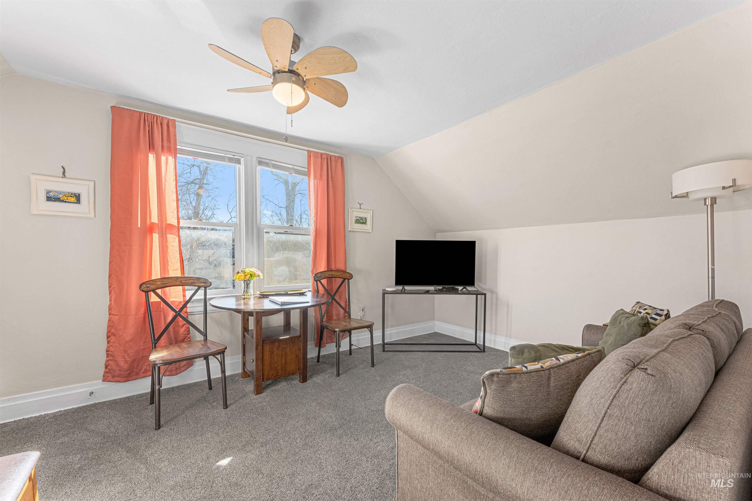 1605 N 11th St, Boise, Idaho 83702, 2 Bedrooms, 1 Bathroom, Residential Income For Sale, Price $949,900, 98982414