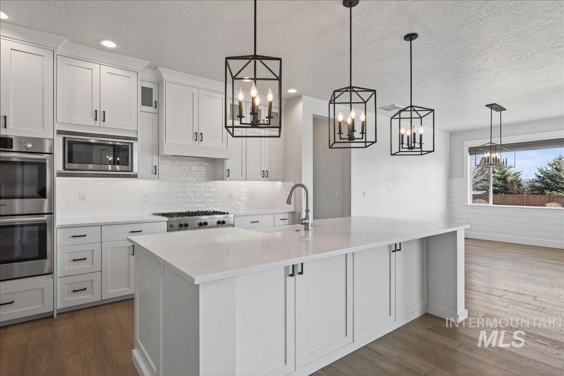 604 S Rivermist Ave, Star, Idaho 83669, 5 Bedrooms, 3.5 Bathrooms, Residential For Sale, Price $1,100,000, 98982416