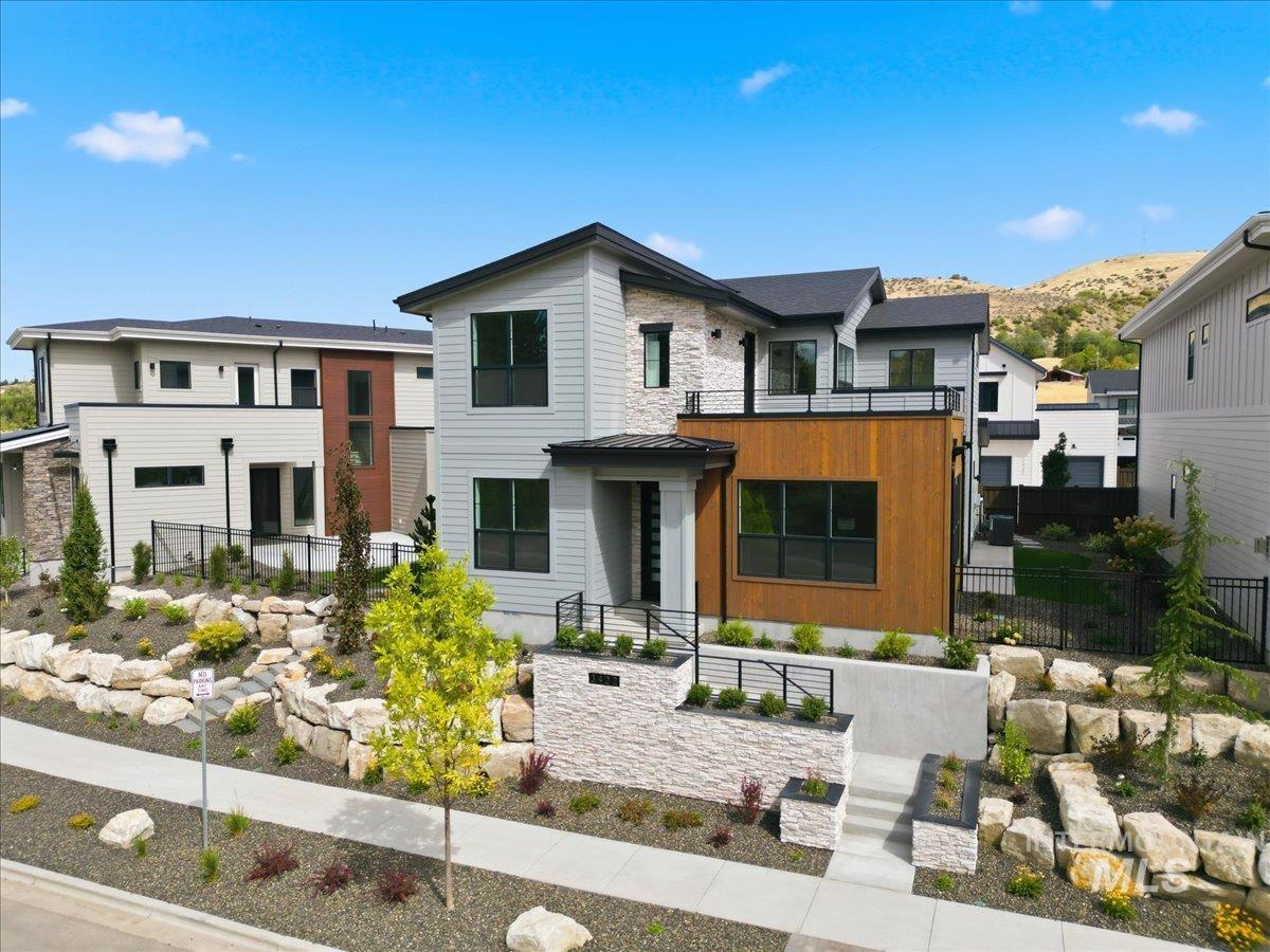 3422 W Neville Ranch Dr, Boise, Idaho 83714, 3 Bedrooms, 2.5 Bathrooms, Residential For Sale, Price $799,900,MLS 98982420