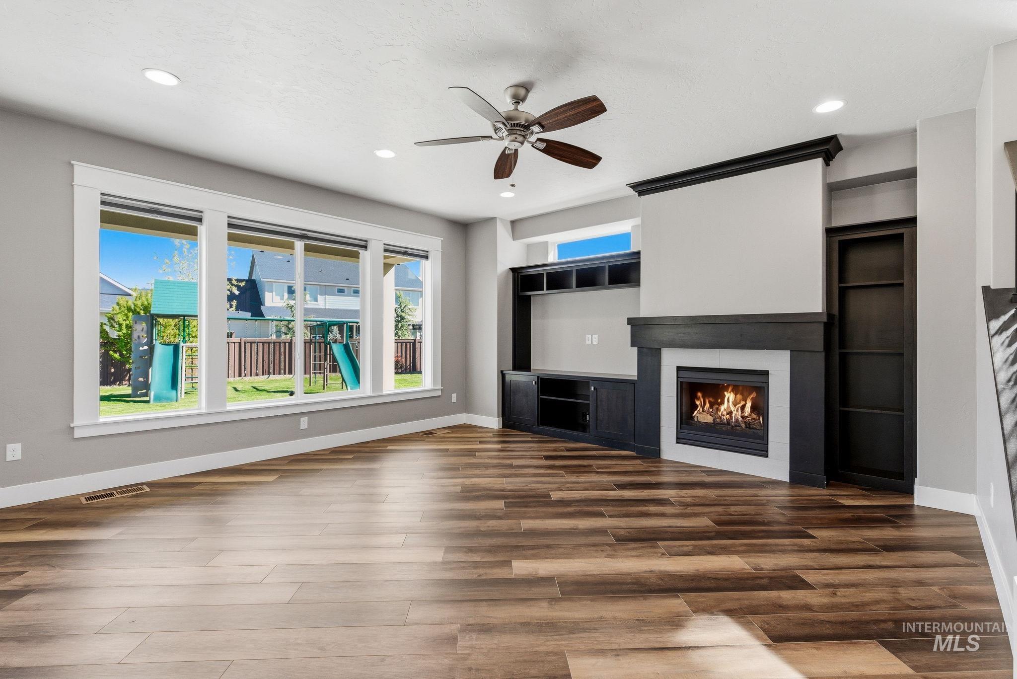 5756 N Vicenza Ave, Meridian, Idaho 83646, 5 Bedrooms, 4.5 Bathrooms, Residential For Sale, Price $974,990, 98982423