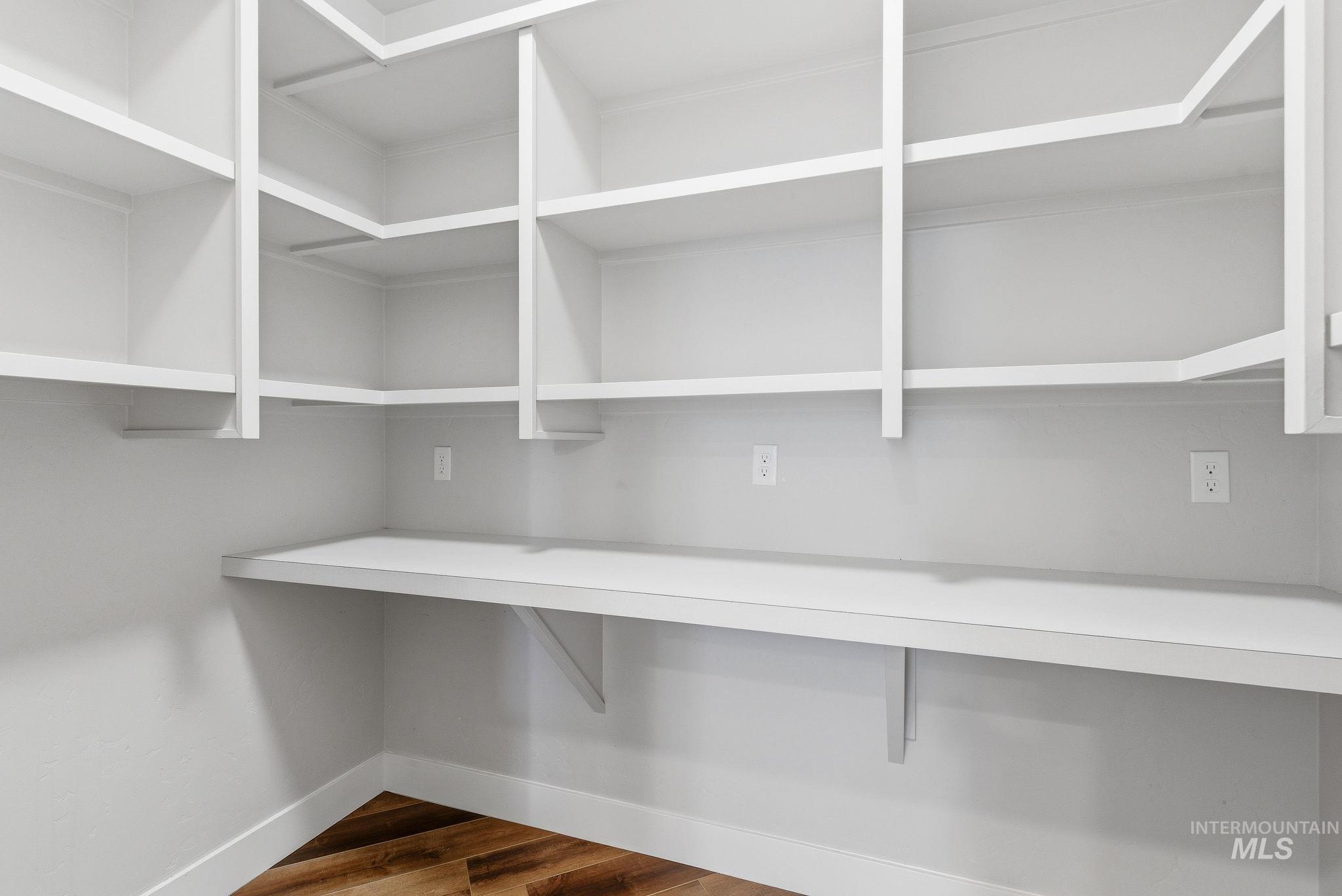 5756 N Vicenza Ave, Meridian, Idaho 83646, 5 Bedrooms, 4.5 Bathrooms, Residential For Sale, Price $974,990, 98982423