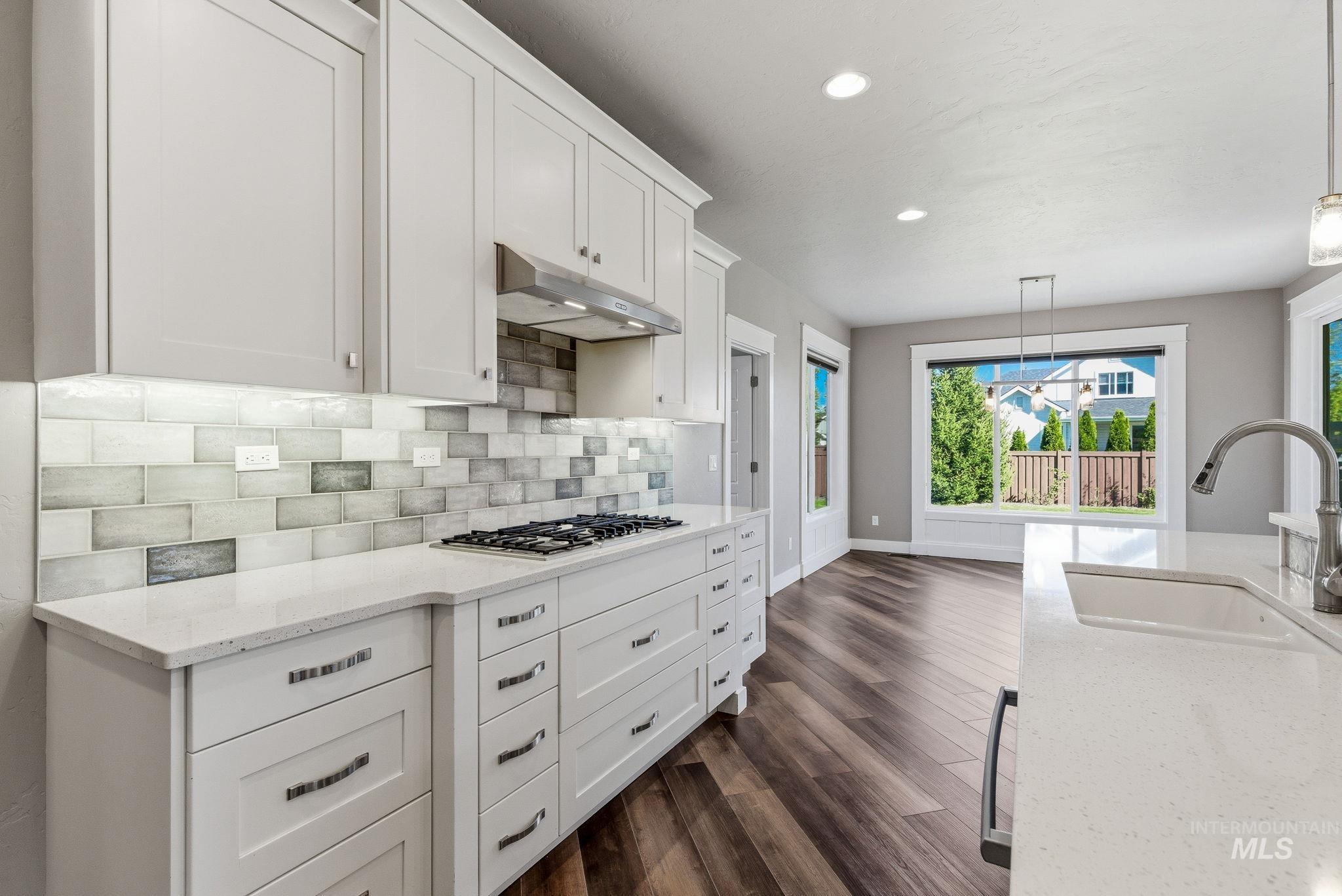 5756 N Vicenza Ave, Meridian, Idaho 83646, 5 Bedrooms, 4.5 Bathrooms, Residential For Sale, Price $974,990, 98982423