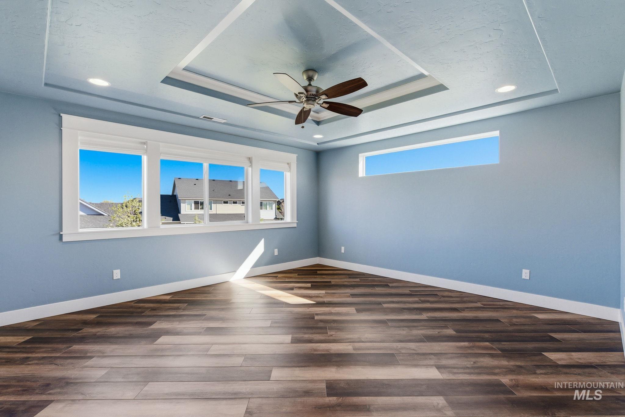 5756 N Vicenza Ave, Meridian, Idaho 83646, 5 Bedrooms, 4.5 Bathrooms, Residential For Sale, Price $974,990, 98982423