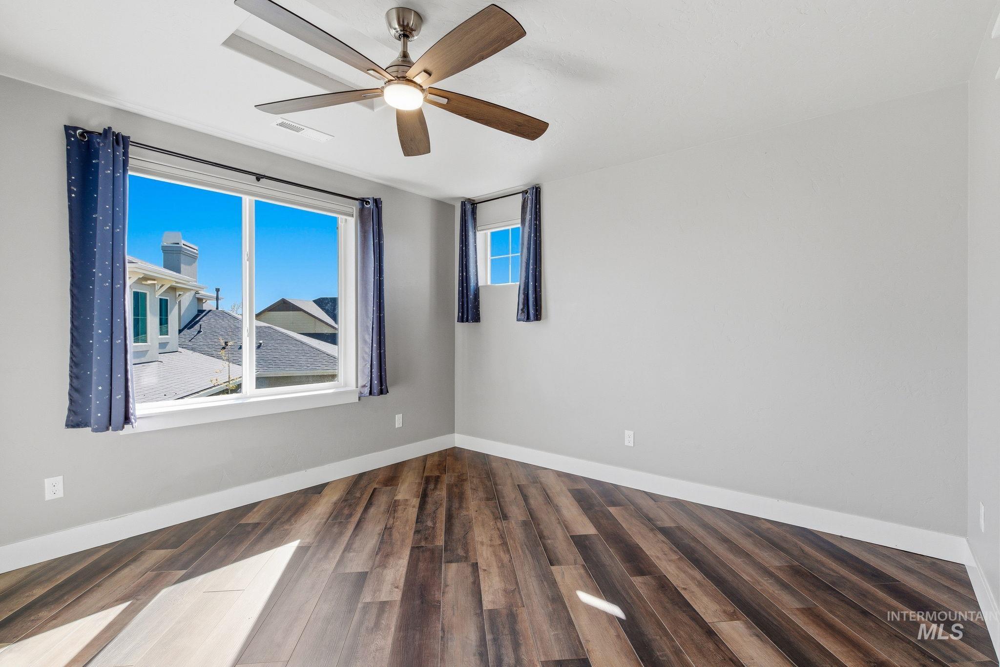 5756 N Vicenza Ave, Meridian, Idaho 83646, 5 Bedrooms, 4.5 Bathrooms, Residential For Sale, Price $974,990, 98982423