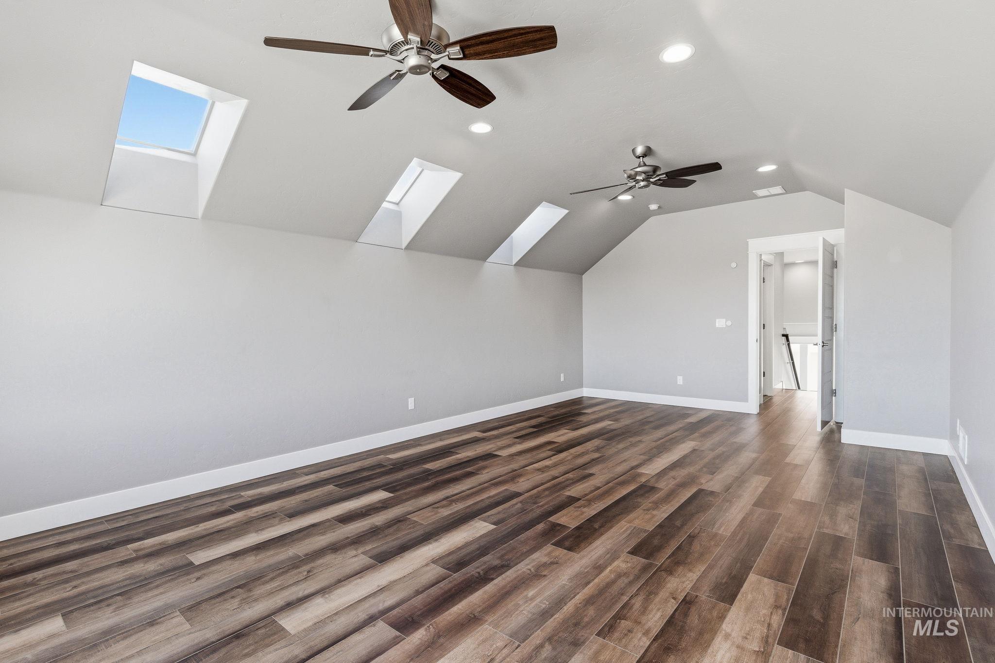 5756 N Vicenza Ave, Meridian, Idaho 83646, 5 Bedrooms, 4.5 Bathrooms, Residential For Sale, Price $974,990, 98982423