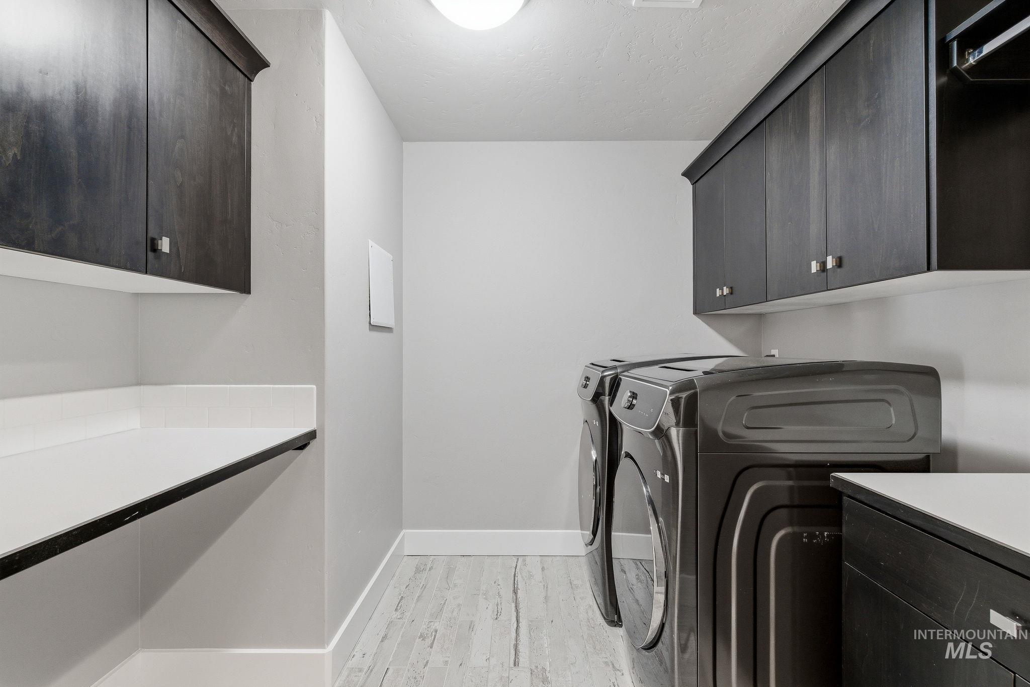 5756 N Vicenza Ave, Meridian, Idaho 83646, 5 Bedrooms, 4.5 Bathrooms, Residential For Sale, Price $974,990, 98982423