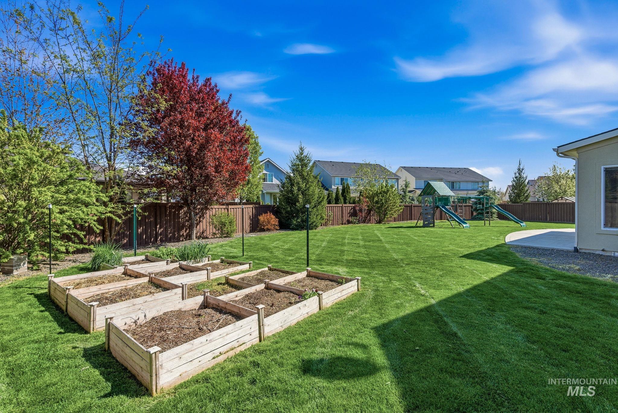 5756 N Vicenza Ave, Meridian, Idaho 83646, 5 Bedrooms, 4.5 Bathrooms, Residential For Sale, Price $974,990, 98982423