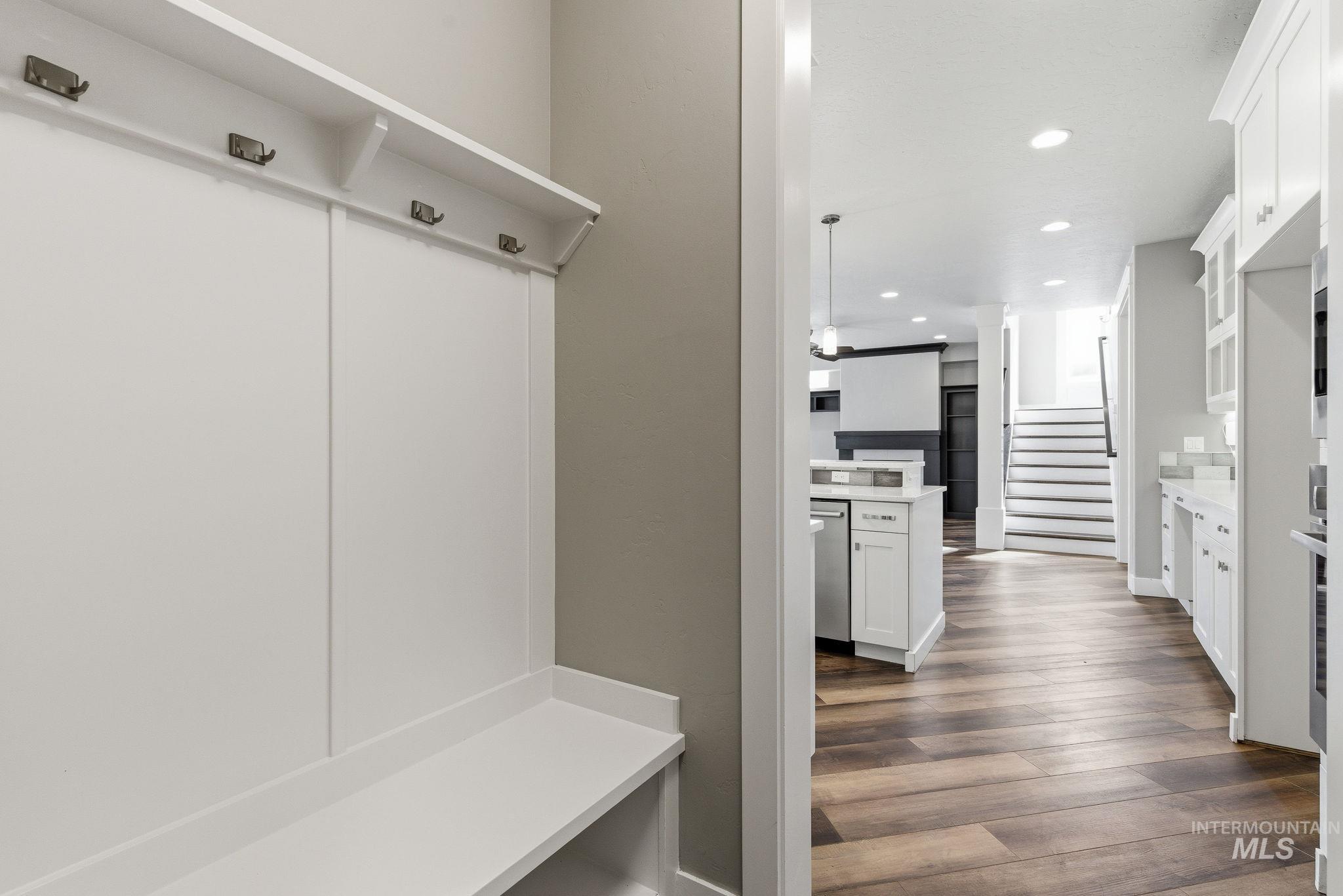 5756 N Vicenza Ave, Meridian, Idaho 83646, 5 Bedrooms, 4.5 Bathrooms, Residential For Sale, Price $974,990, 98982423