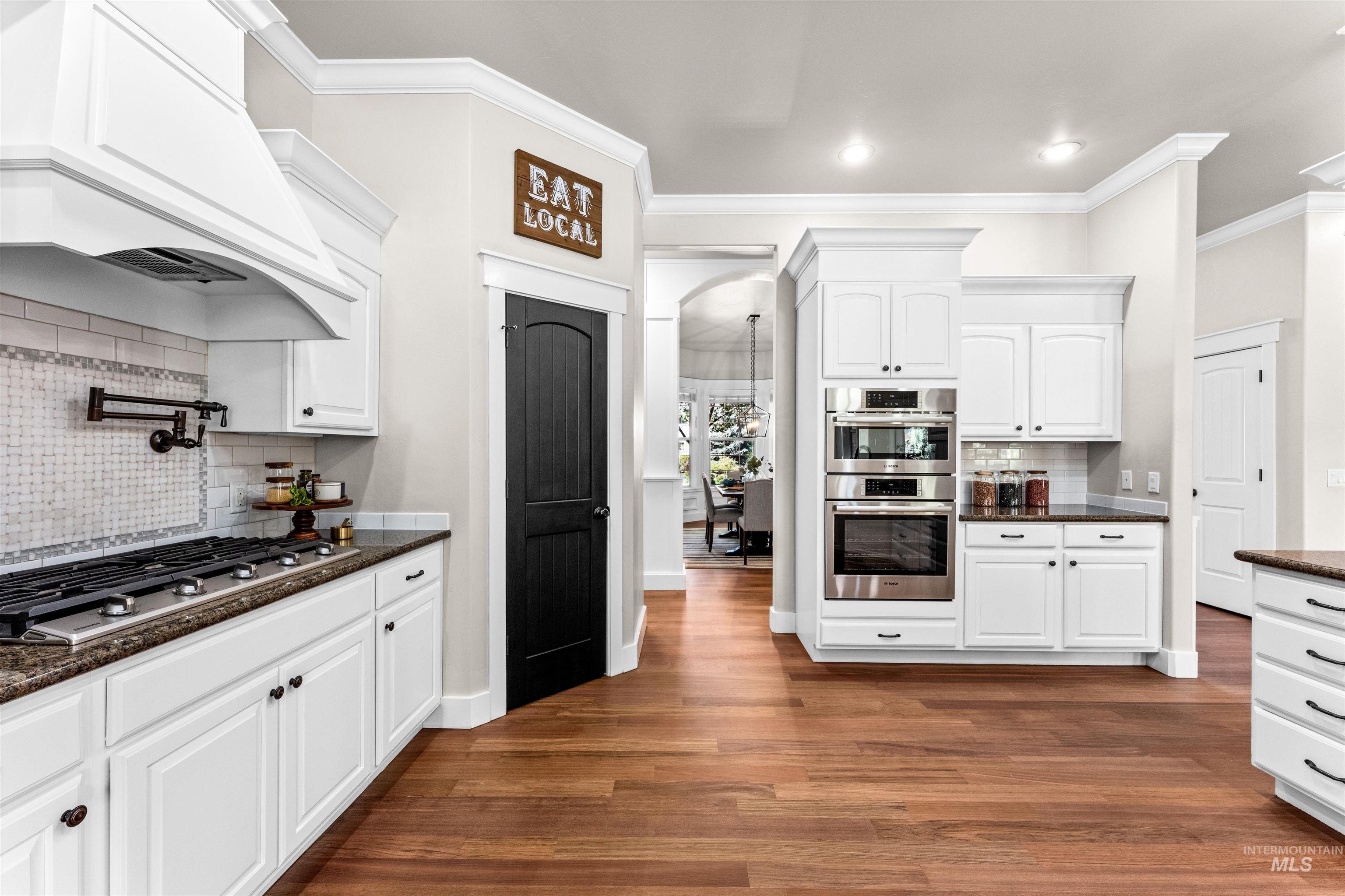 1177 E Riversong Dr., Eagle, Idaho 83616, 5 Bedrooms, 5 Bathrooms, Residential For Sale, Price $1,349,500, 98982426