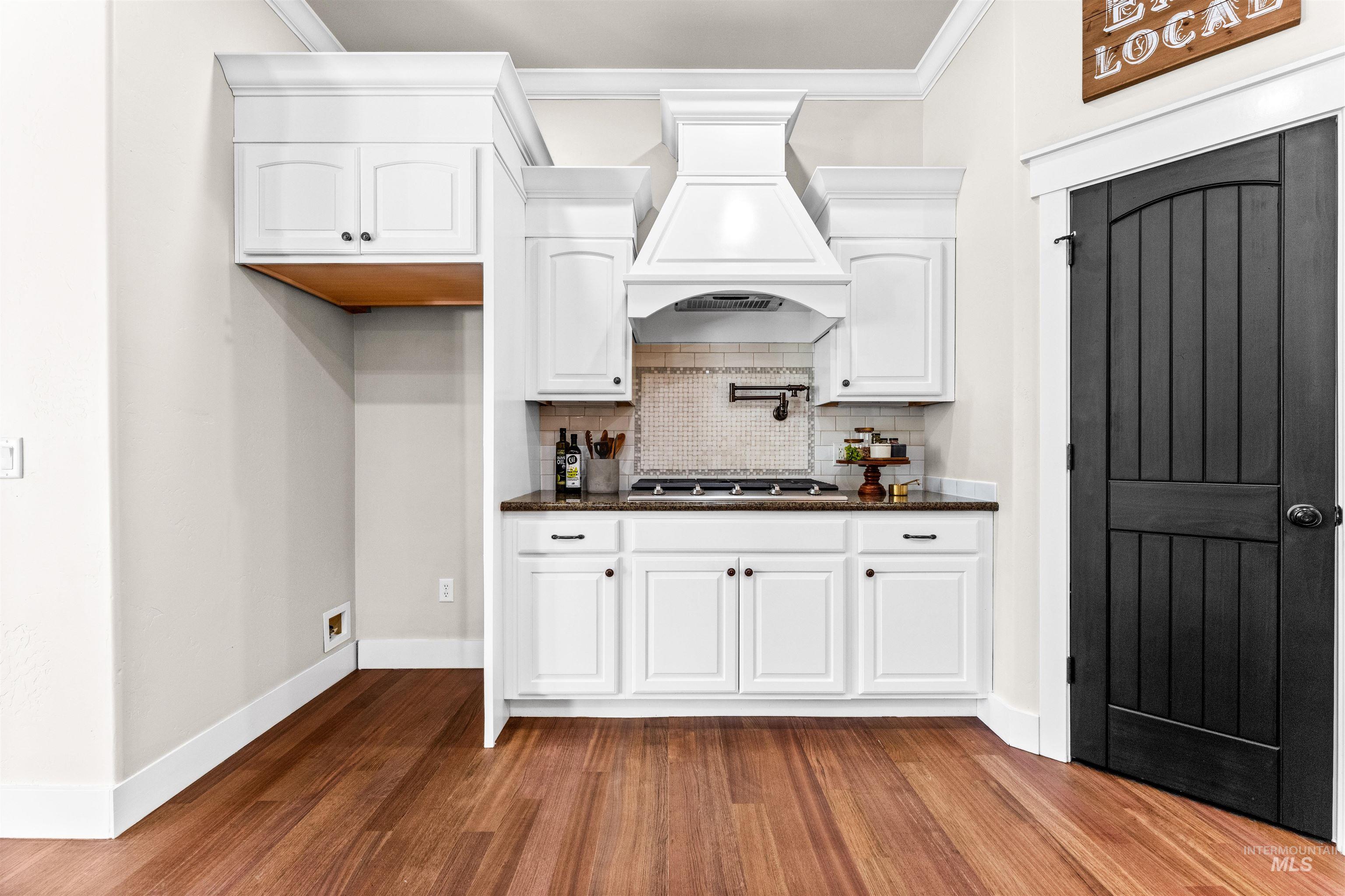 1177 E Riversong Dr., Eagle, Idaho 83616, 5 Bedrooms, 5 Bathrooms, Residential For Sale, Price $1,349,500, 98982426