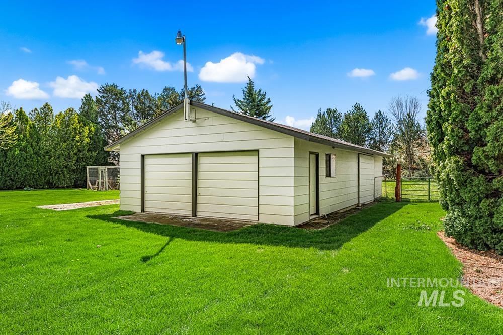 9625 W Halstead Dr, Boise, Idaho 83704, 3 Bedrooms, 2.5 Bathrooms, Residential For Sale, Price $699,000, 98982432