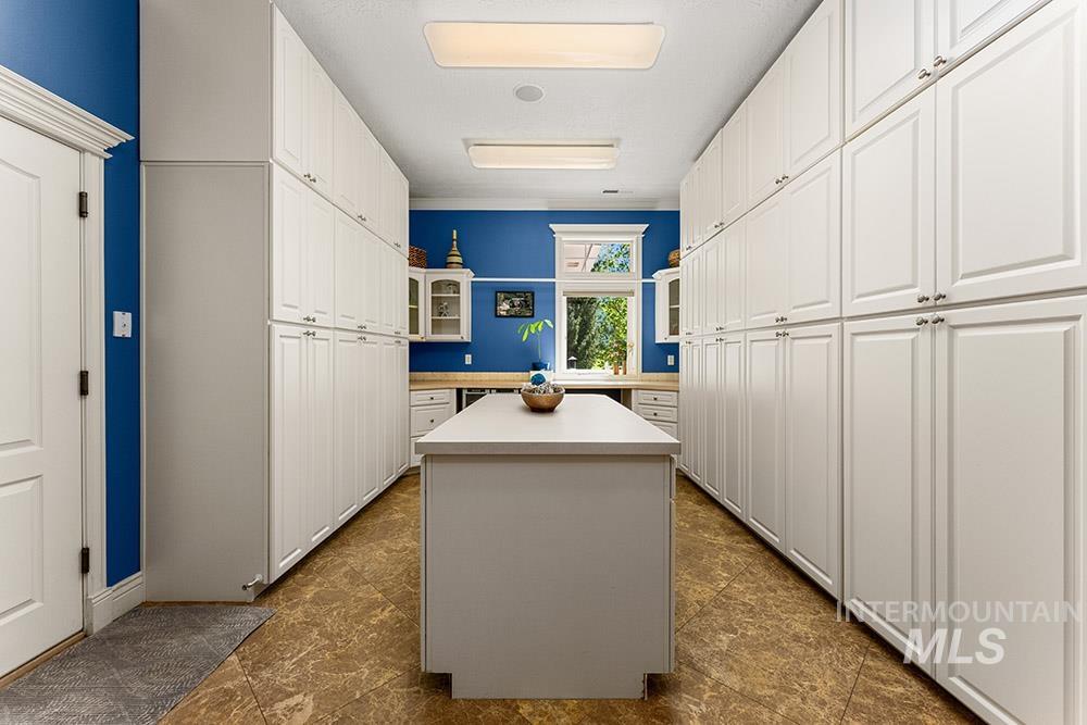 7061 N Penncross Way, Meridian, Idaho 83646, 5 Bedrooms, 4.5 Bathrooms, Residential For Sale, Price $1,899,000, 98982434