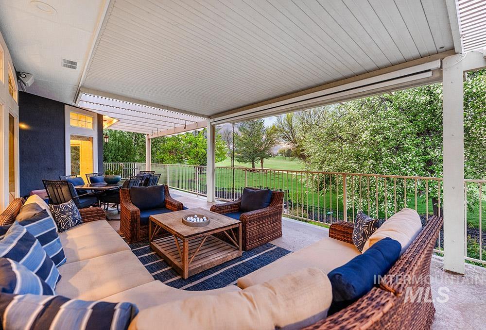 7061 N Penncross Way, Meridian, Idaho 83646, 5 Bedrooms, 4.5 Bathrooms, Residential For Sale, Price $1,899,000, 98982434