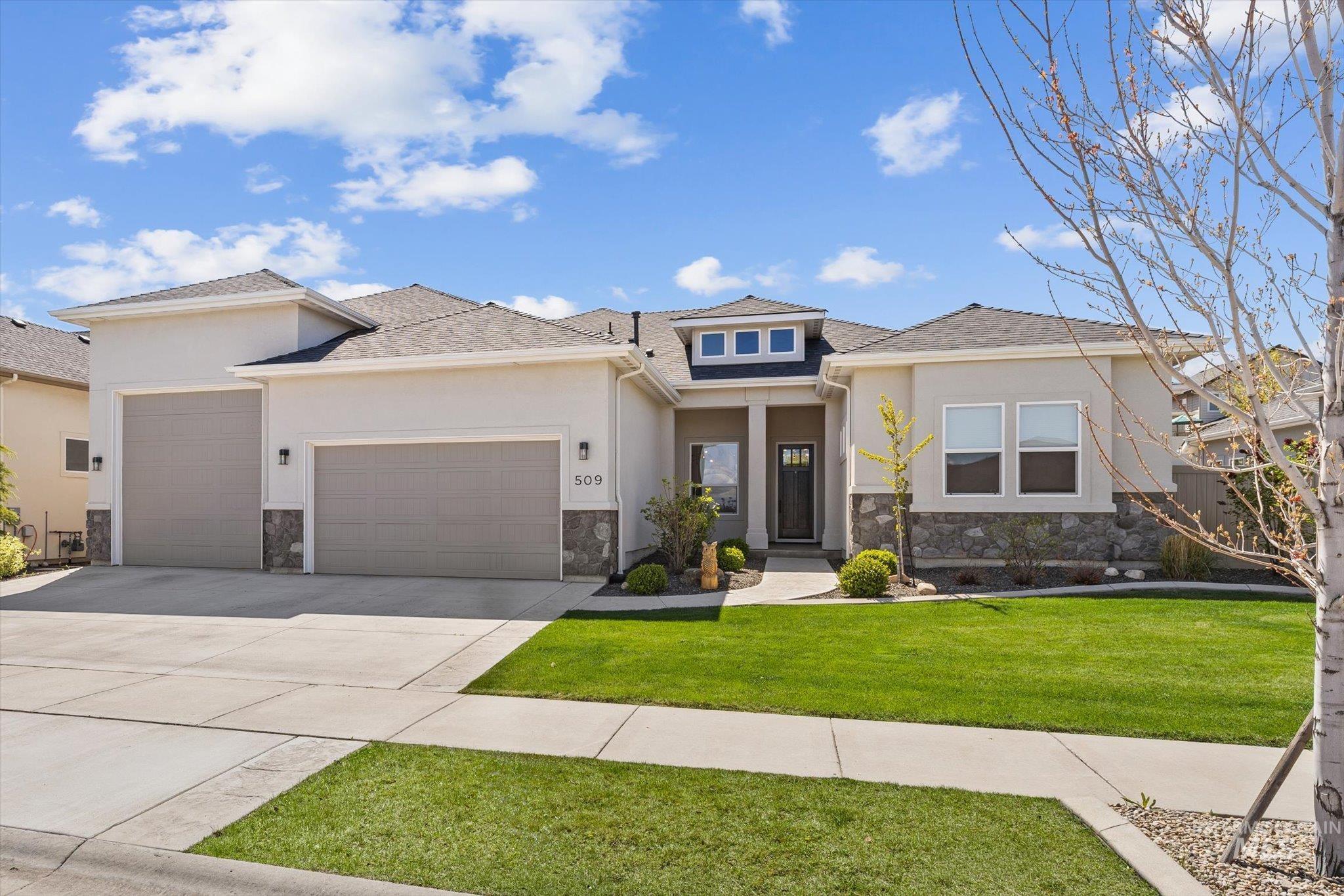 509 E Pisa Dr, Meridian, Idaho 83642, 3 Bedrooms, 2.5 Bathrooms, Residential For Sale, Price $899,000, 98982436