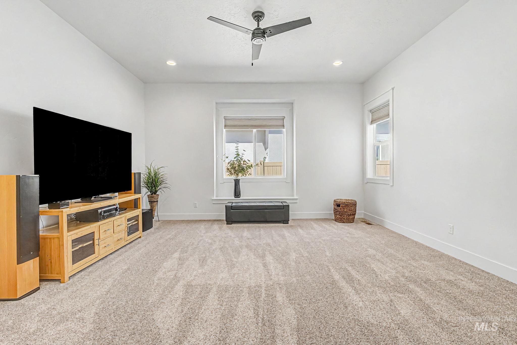 509 E Pisa Dr, Meridian, Idaho 83642, 3 Bedrooms, 2.5 Bathrooms, Residential For Sale, Price $899,000, 98982436