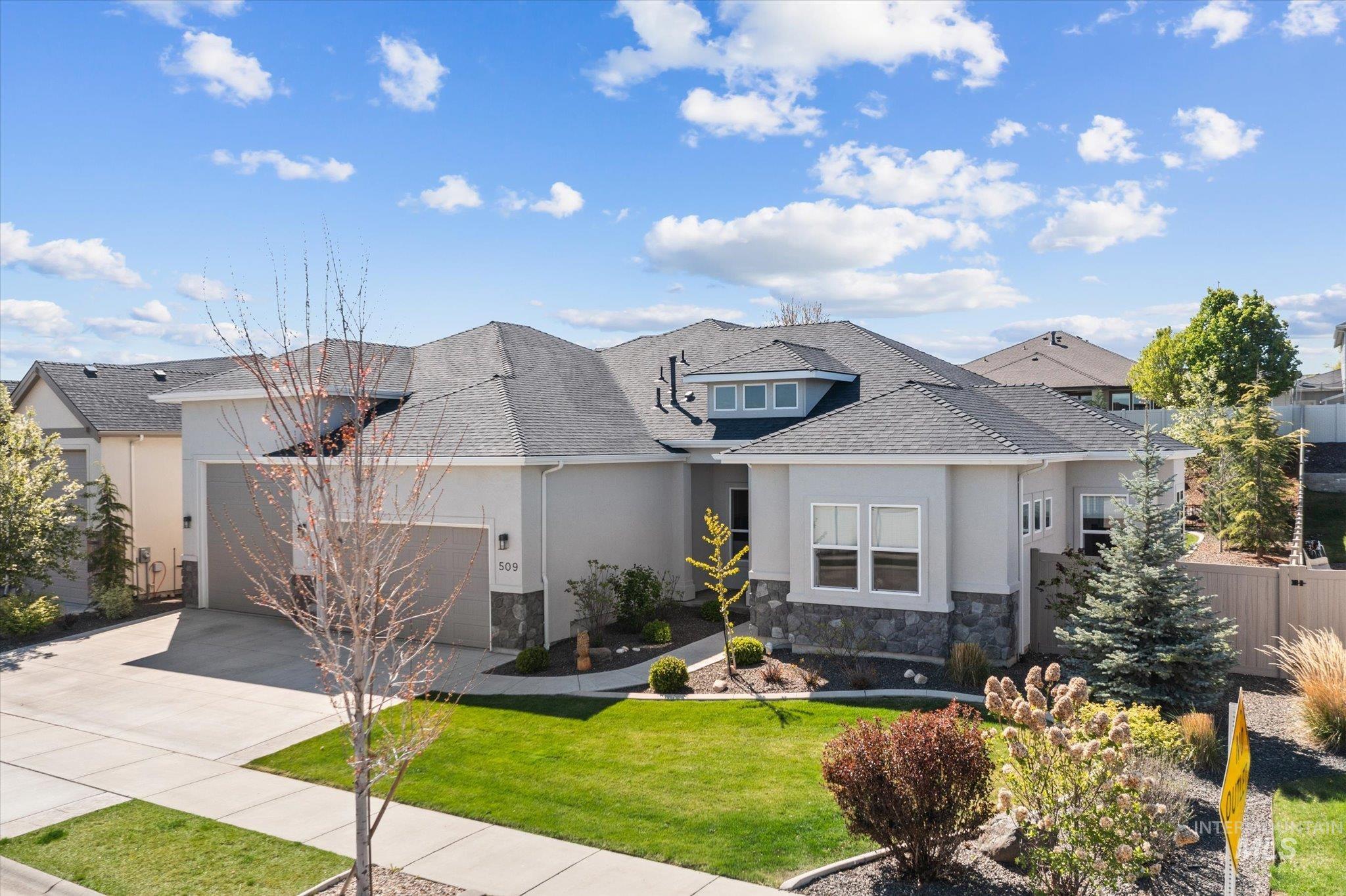 509 E Pisa Dr, Meridian, Idaho 83642, 3 Bedrooms, 2.5 Bathrooms, Residential For Sale, Price $899,000, 98982436