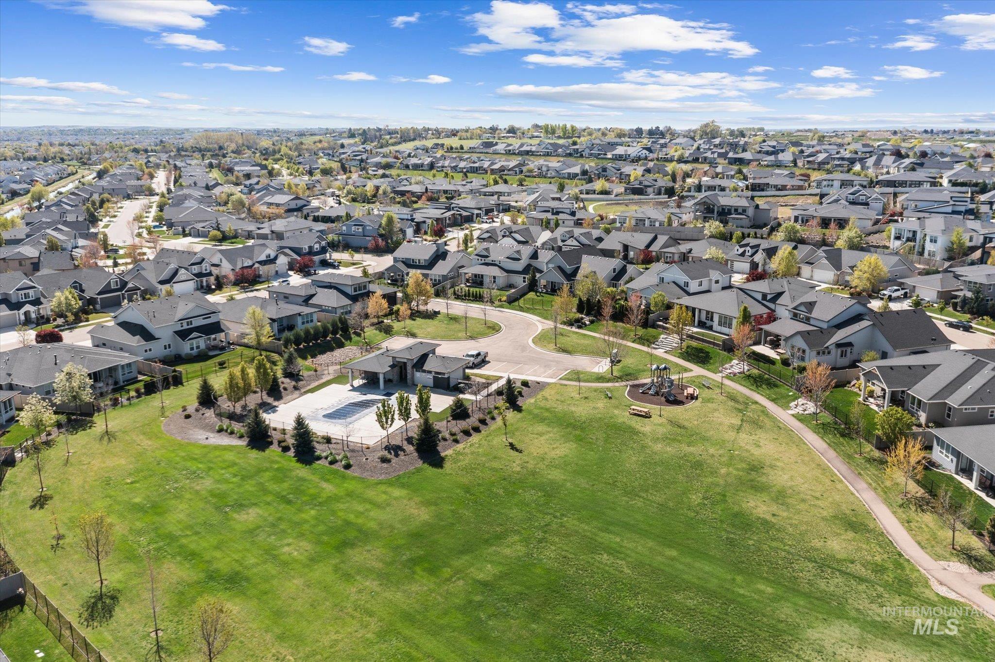 509 E Pisa Dr, Meridian, Idaho 83642, 3 Bedrooms, 2.5 Bathrooms, Residential For Sale, Price $899,000, 98982436