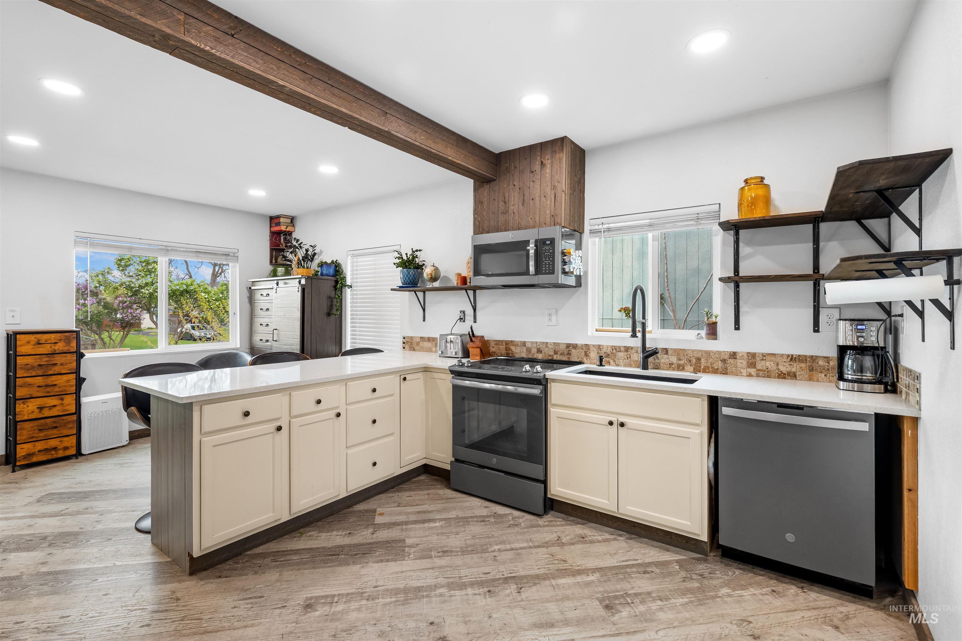 609 10th St, Clarkston, Washington 99403, 2 Bedrooms, 2 Bathrooms, Residential For Sale, Price $249,999, 98982437