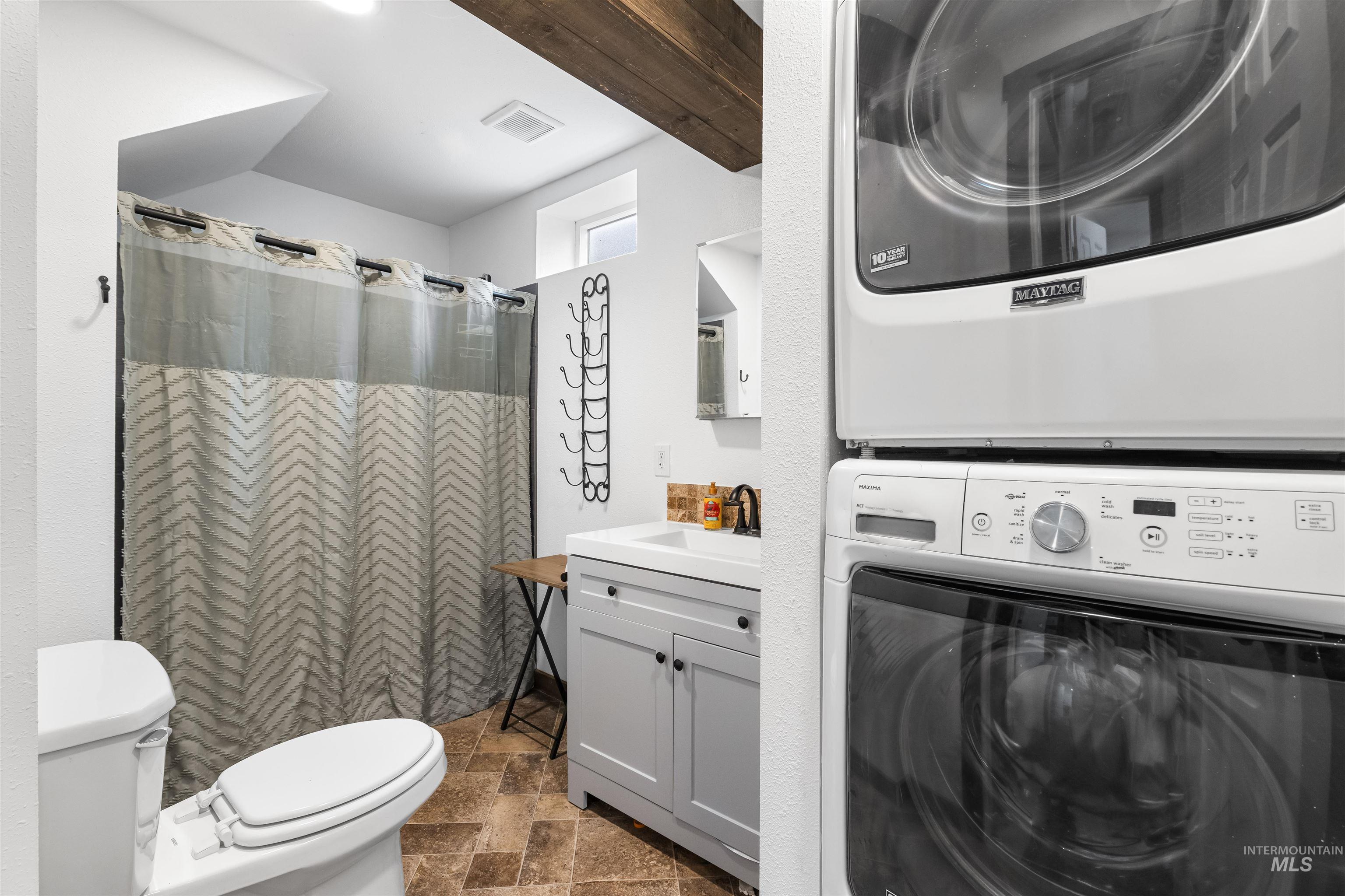 609 10th St, Clarkston, Washington 99403, 2 Bedrooms, 2 Bathrooms, Residential For Sale, Price $249,999, 98982437