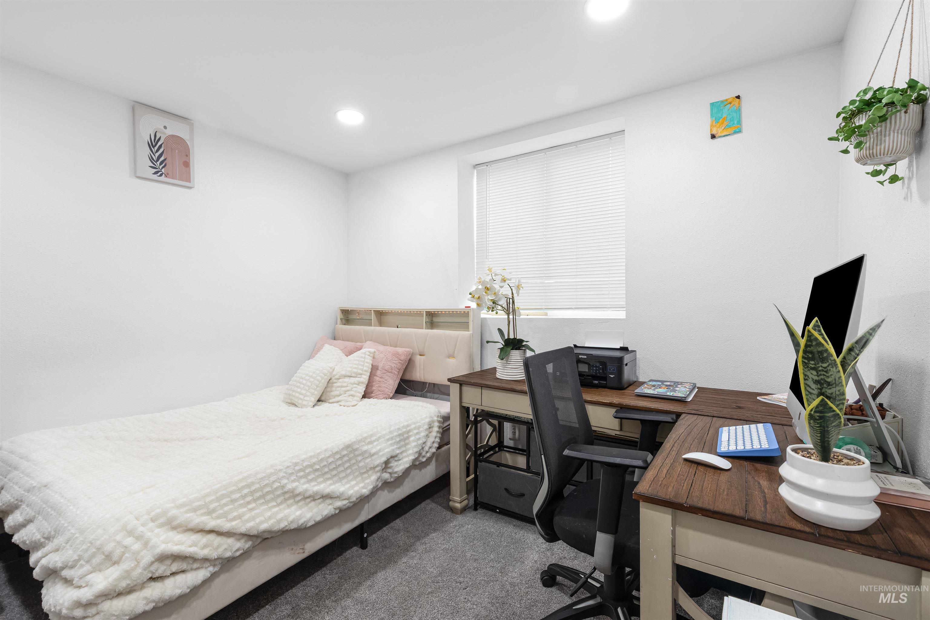 609 10th St, Clarkston, Washington 99403, 2 Bedrooms, 2 Bathrooms, Residential For Sale, Price $249,999, 98982437