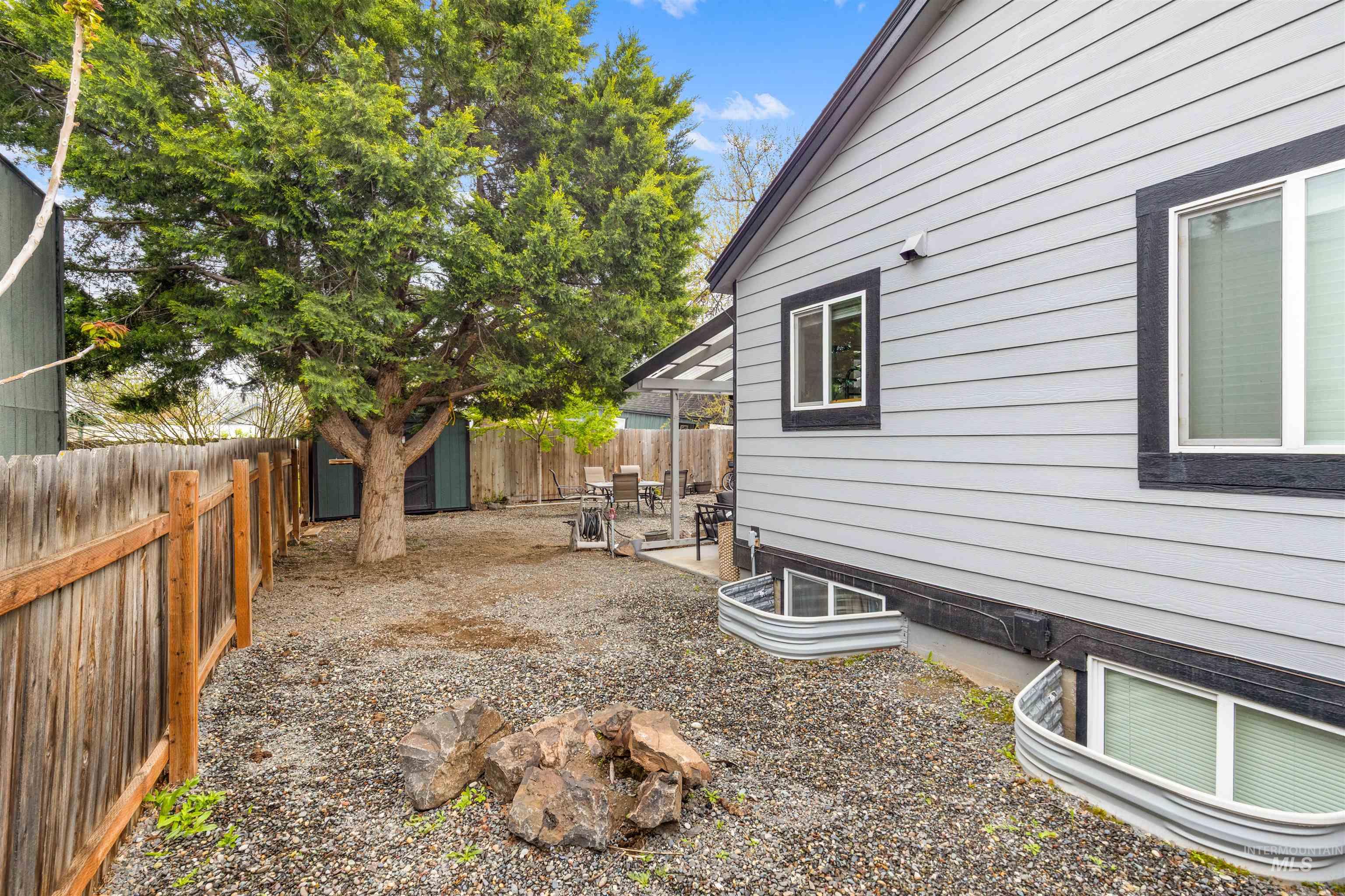 609 10th St, Clarkston, Washington 99403, 2 Bedrooms, 2 Bathrooms, Residential For Sale, Price $249,999, 98982437