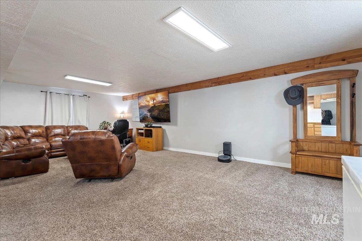 1132 S Powerline Rd, Nampa, Idaho 83686-5625, 4 Bedrooms, 2.5 Bathrooms, Residential For Sale, Price $595,000,MLS 98982438