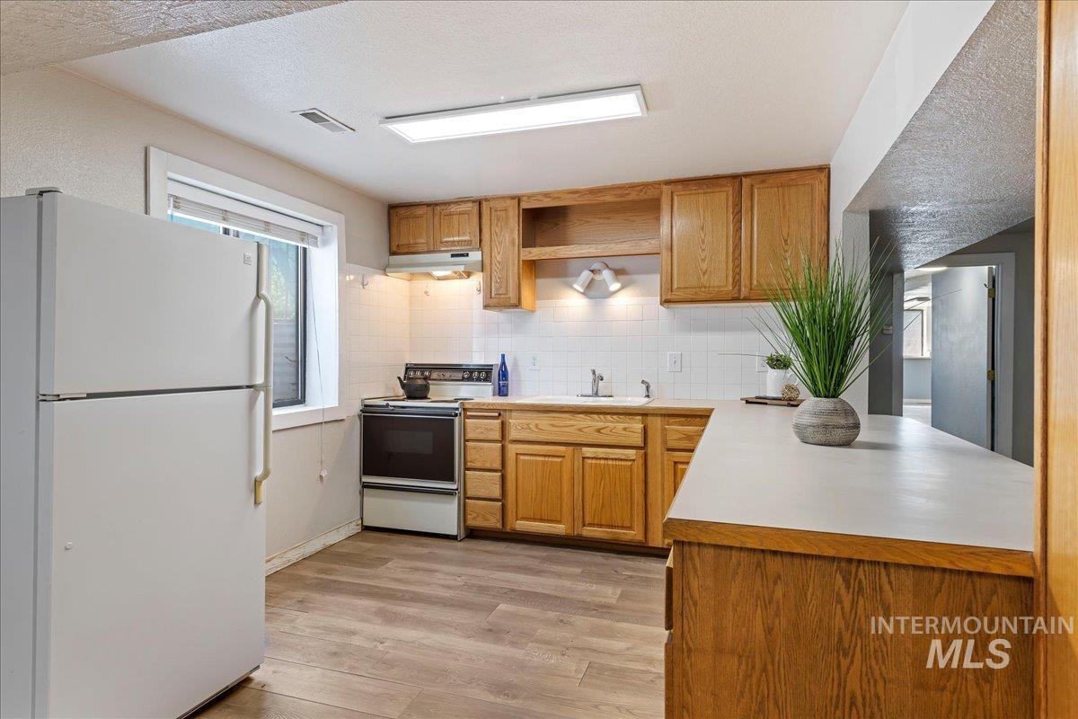 1132 S Powerline Rd, Nampa, Idaho 83686-5625, 4 Bedrooms, 2.5 Bathrooms, Residential For Sale, Price $595,000,MLS 98982438
