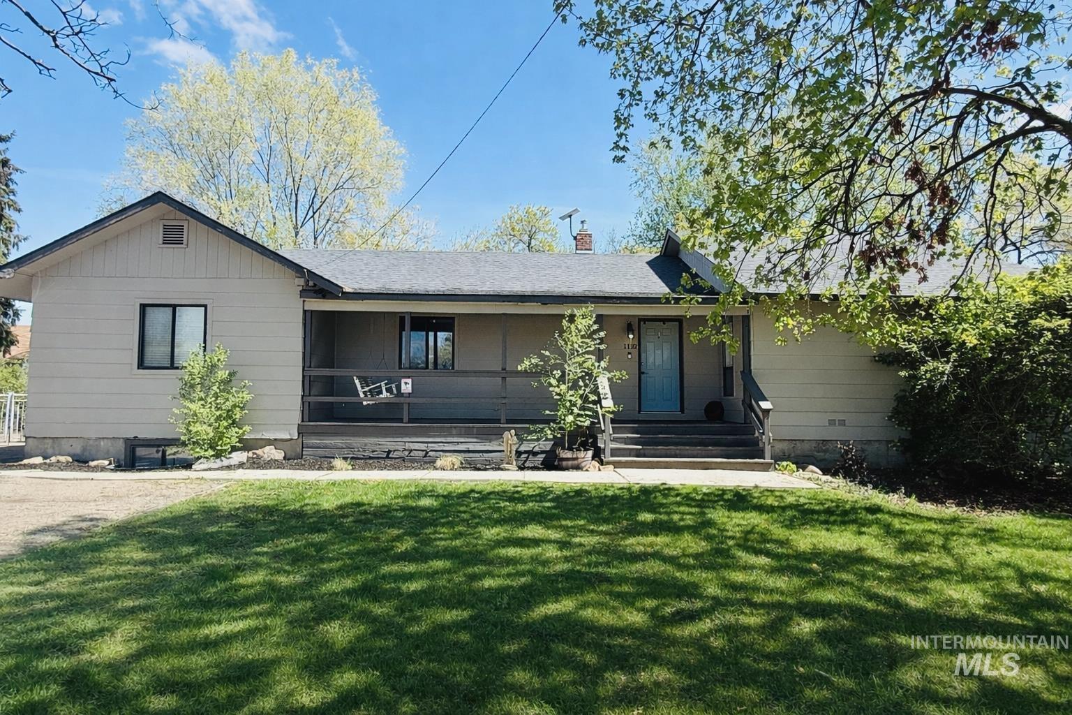 1132 S Powerline Rd, Nampa, Idaho 83686-5625, 4 Bedrooms, 2.5 Bathrooms, Residential For Sale, Price $595,000,MLS 98982438
