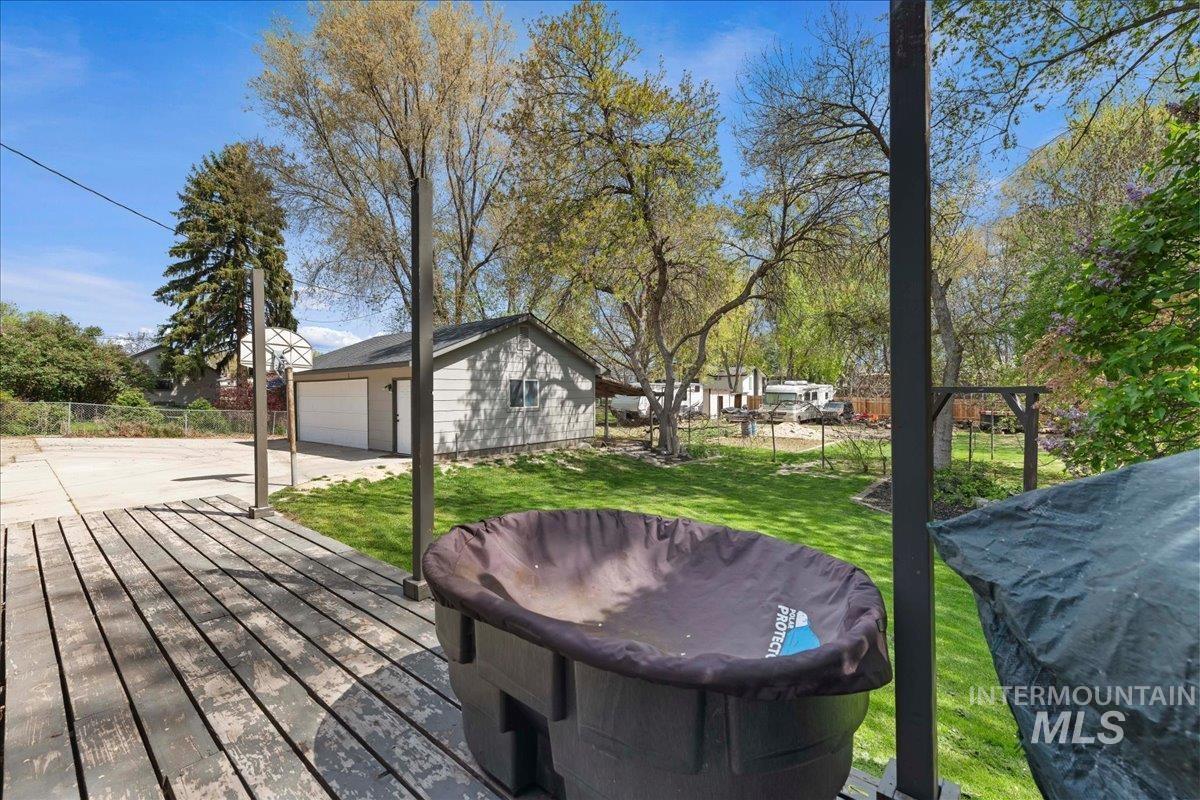 1132 S Powerline Rd, Nampa, Idaho 83686-5625, 4 Bedrooms, 2.5 Bathrooms, Residential For Sale, Price $595,000,MLS 98982438