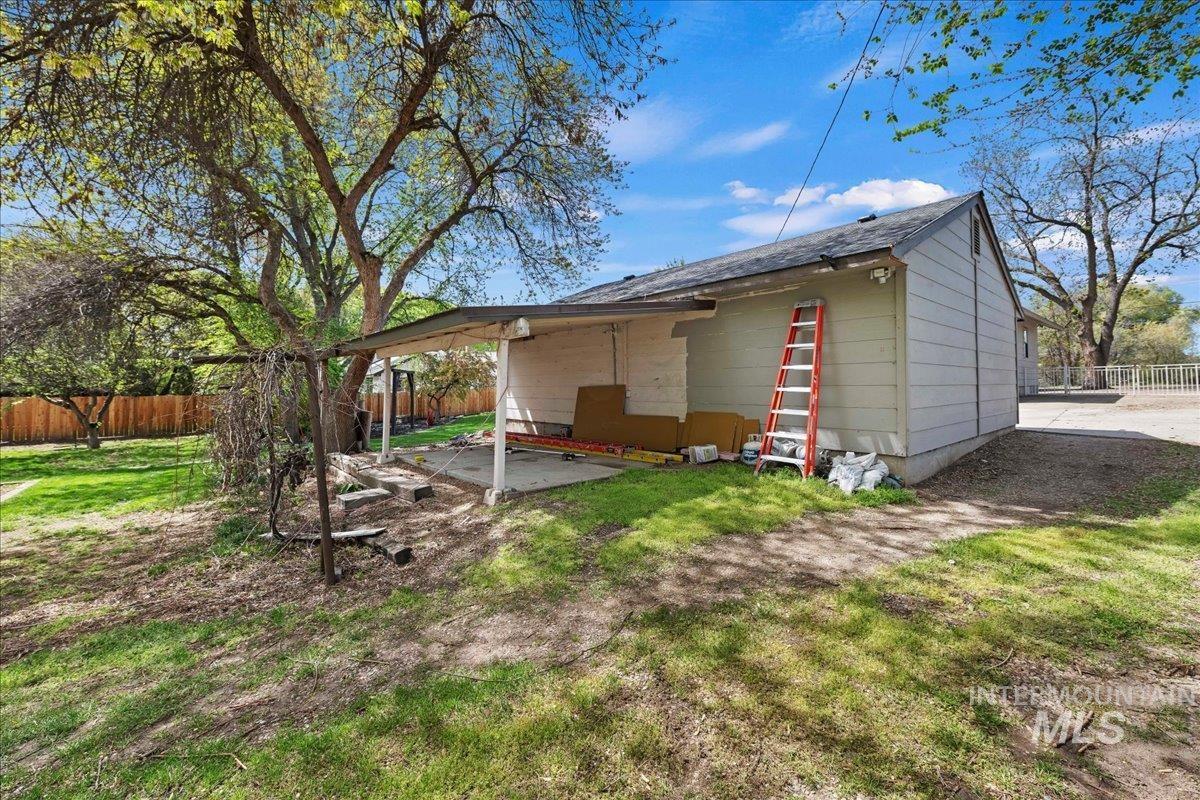 1132 S Powerline Rd, Nampa, Idaho 83686-5625, 4 Bedrooms, 2.5 Bathrooms, Residential For Sale, Price $595,000,MLS 98982438
