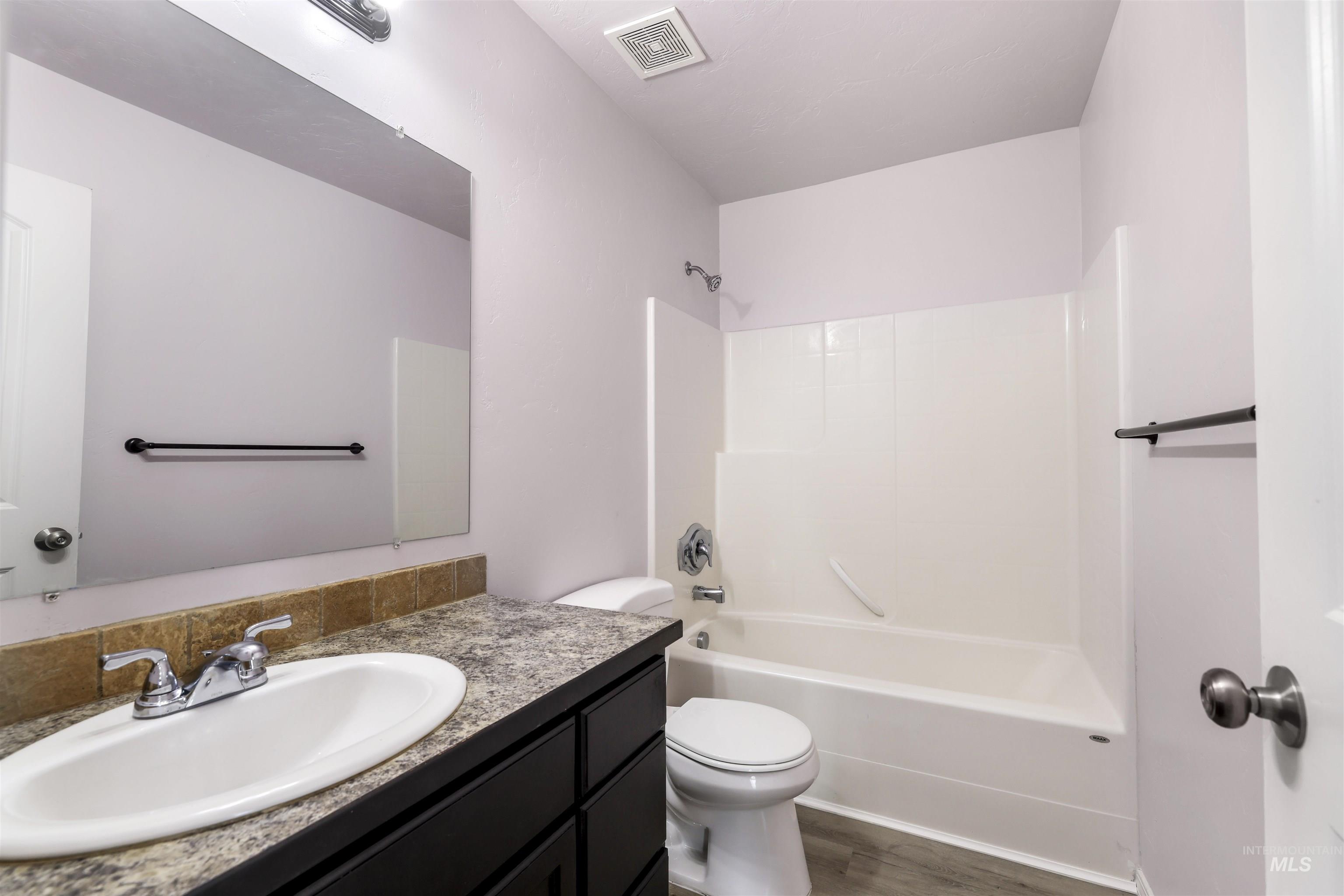 356 Watchmaker St, Twin Falls, Idaho 83301, 3 Bedrooms, 2 Bathrooms, Residential For Sale, Price $312,000, 98982439