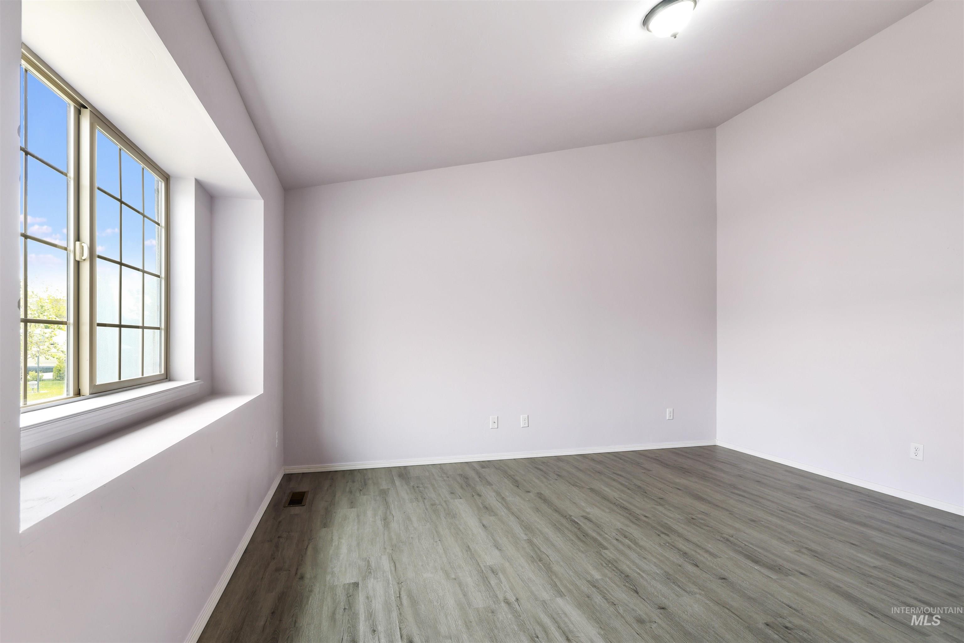 356 Watchmaker St, Twin Falls, Idaho 83301, 3 Bedrooms, 2 Bathrooms, Residential For Sale, Price $312,000, 98982439